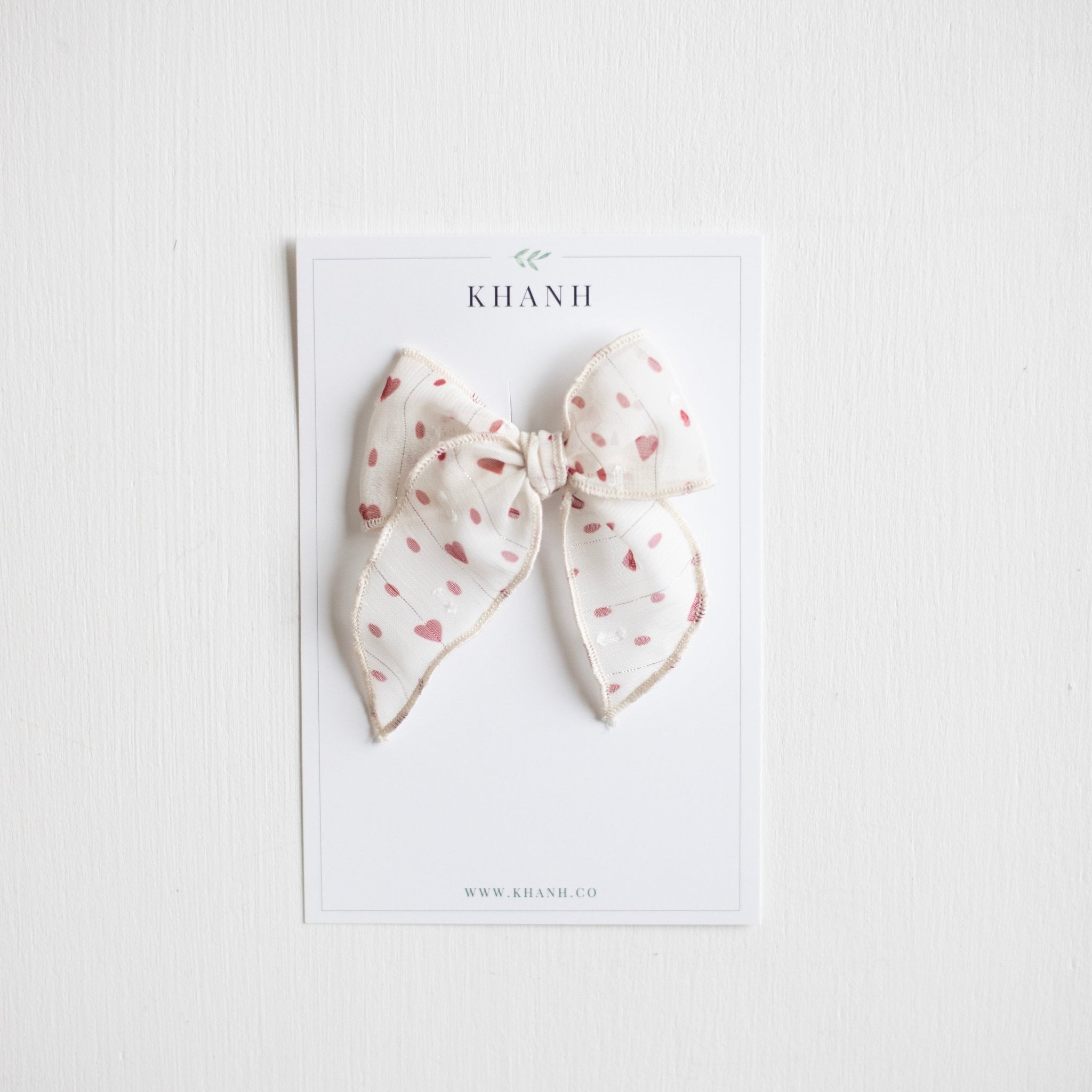 Adora | Medium Whimsical Bow