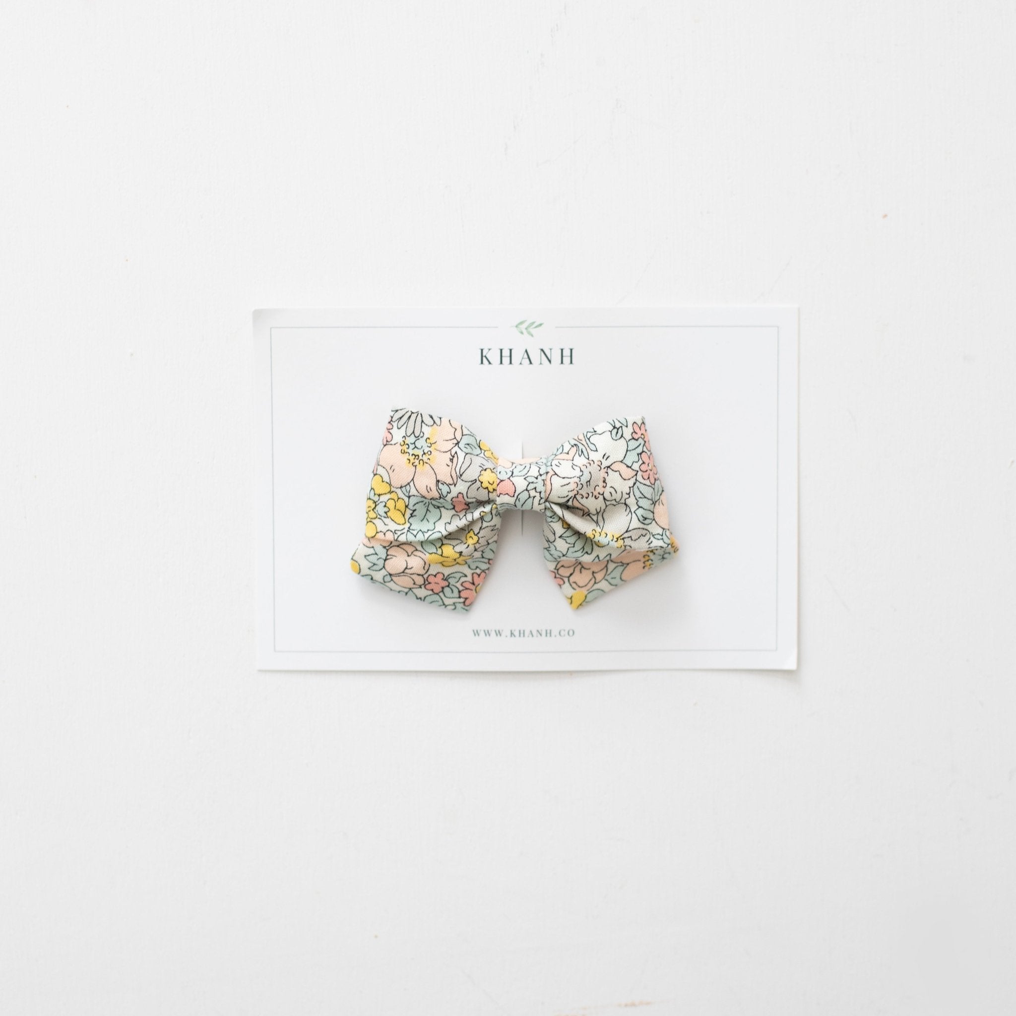 Amelia | Medium Sailor Bow