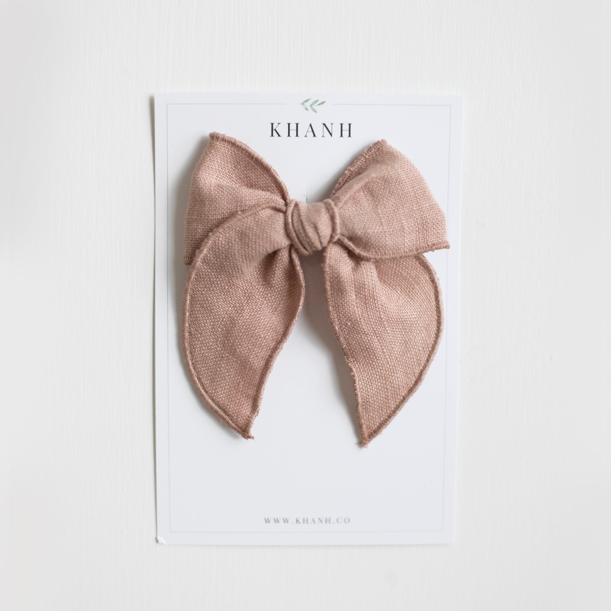 Appleblossom | Medium Whimsical Bow