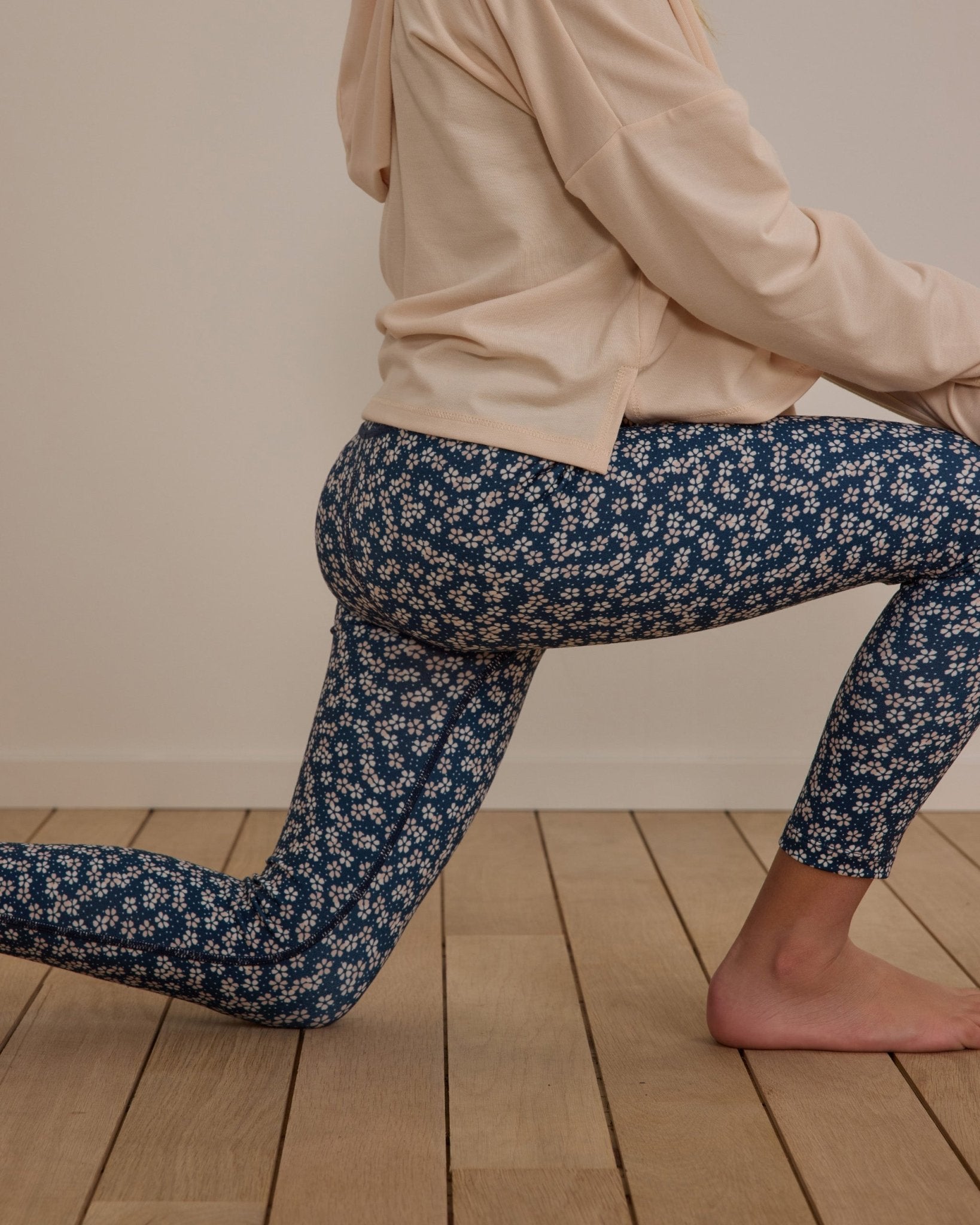 Basic Legging || Blue Floral - LAST ONE 4/5Y