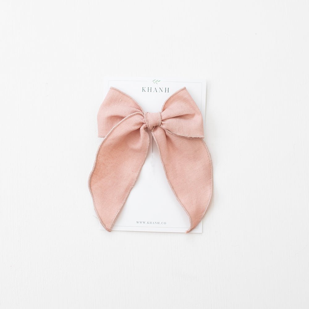 Charisma | Oversize Whimsical Bow