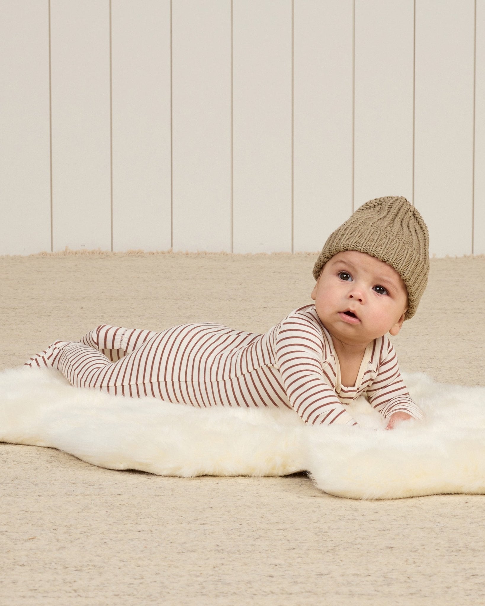 Chunky Knit Beanie || Olive