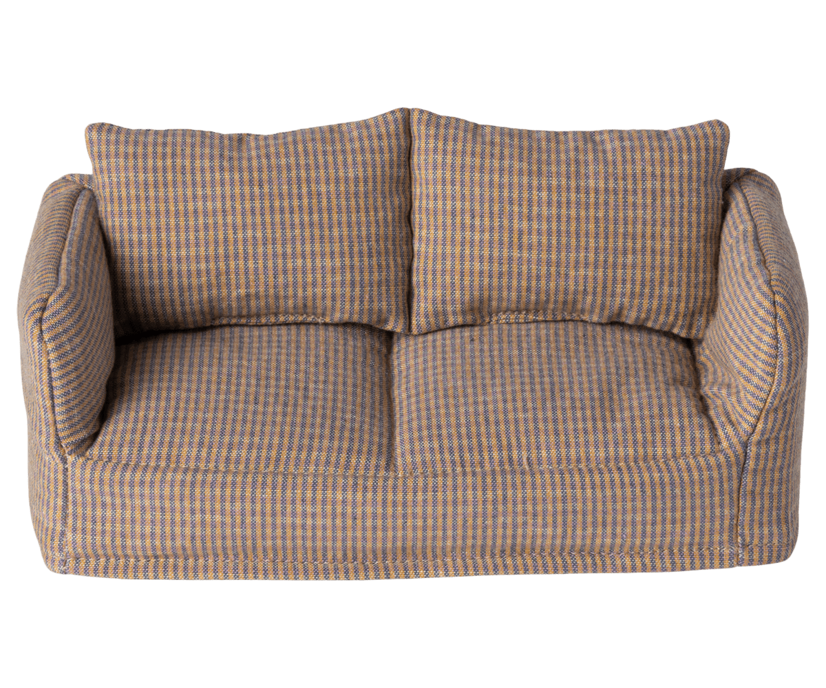 Couch, Mouse