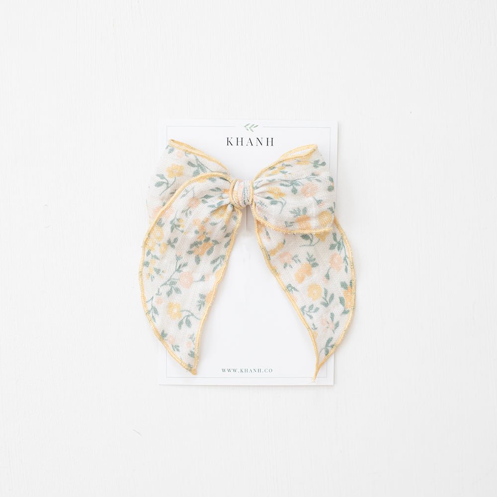 Delilah | Oversize Whimsical Bow