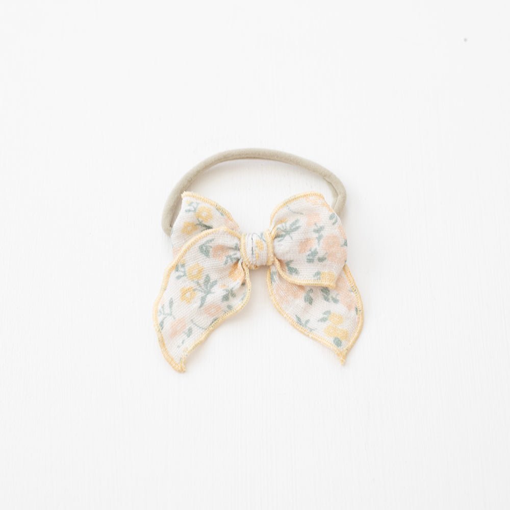 Delilah | Petite Whimsical Bow