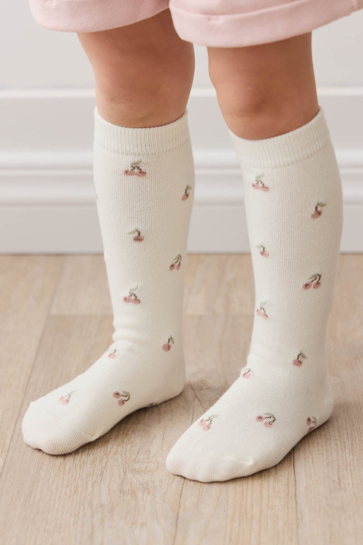 Evelyn Sock || Cherry Love Egret