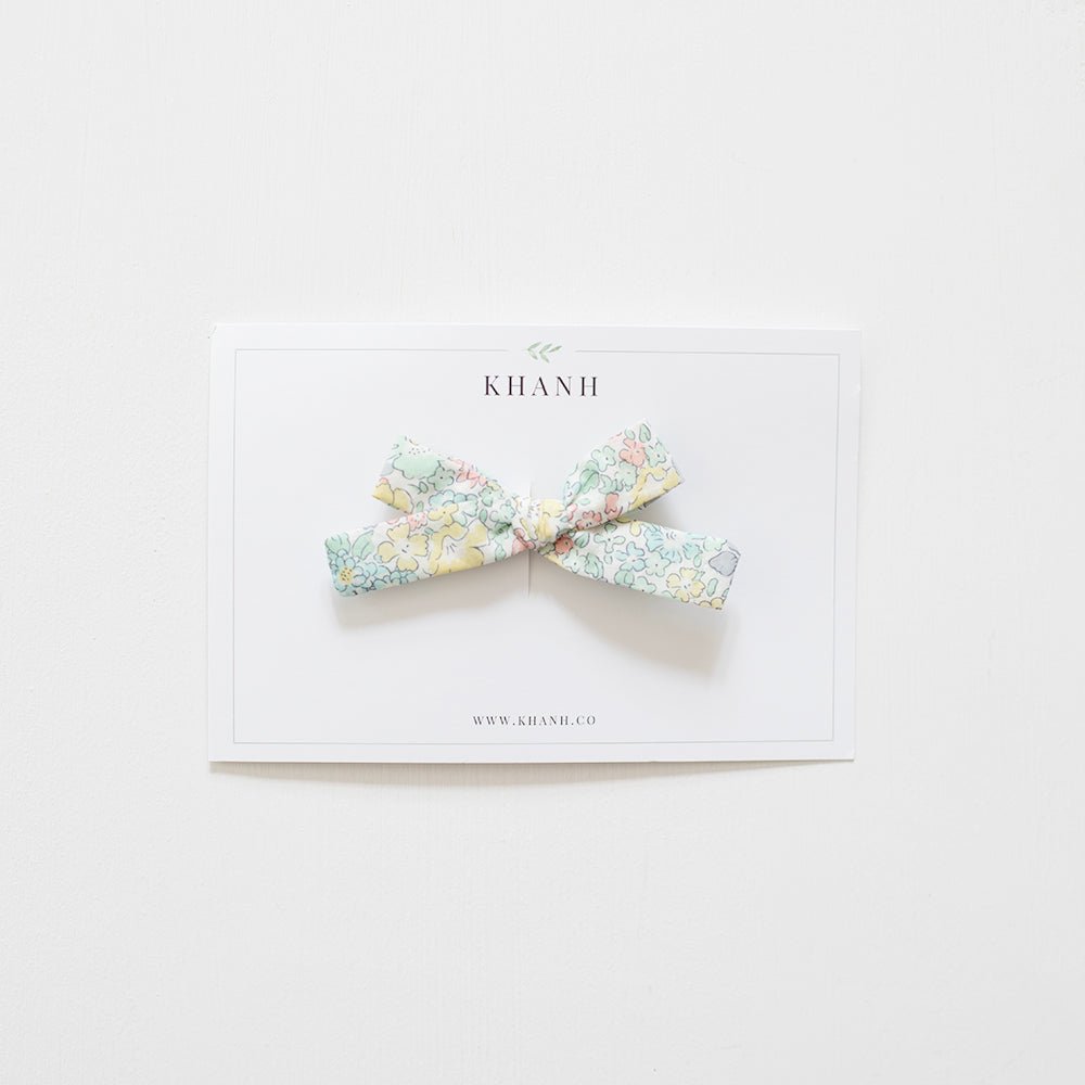 Everett | Petite Hand - Tied Bow