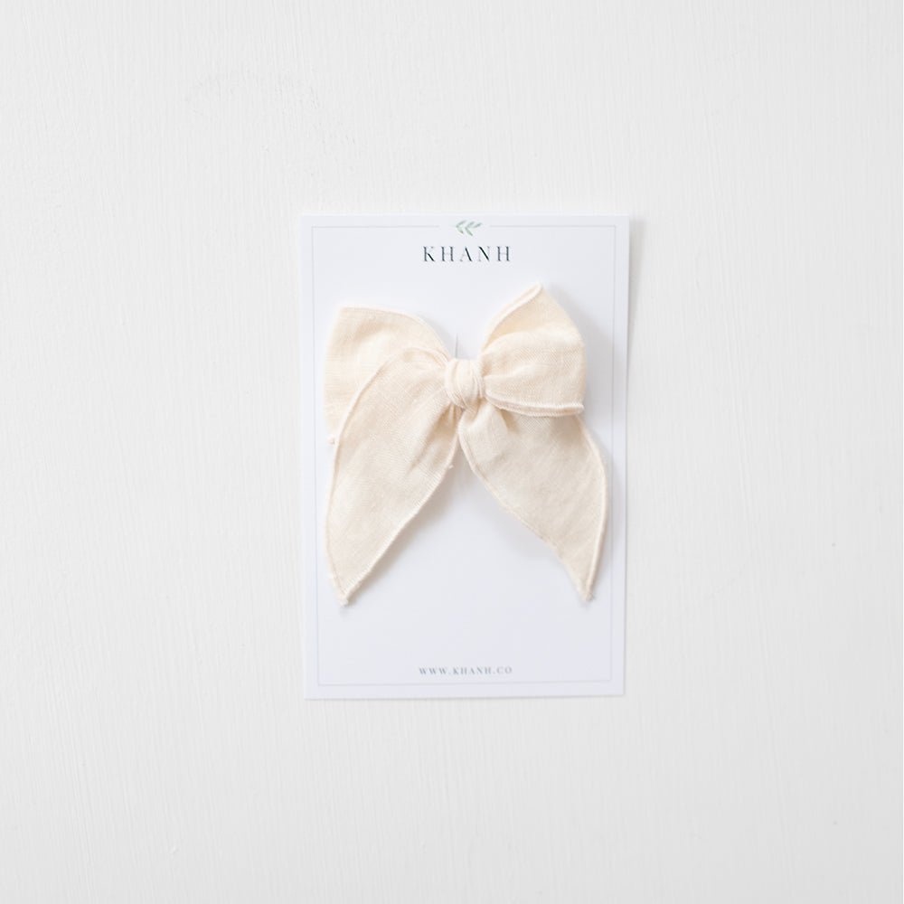 Froth | Medium Whimsical Bow