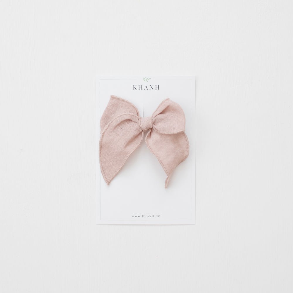 Gracious Rose | Medium Whimsical Bow
