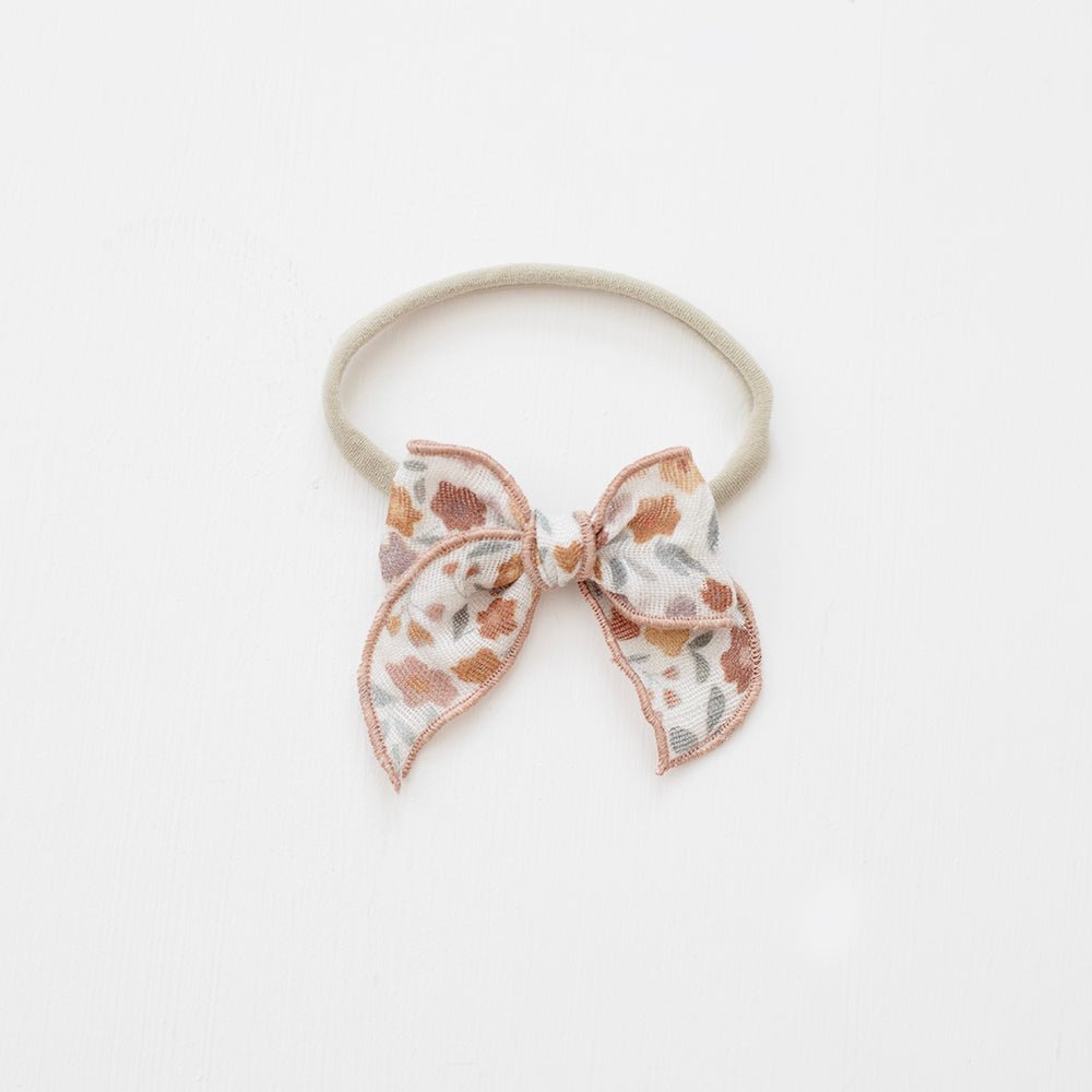Iris | Petite Whimsical Bow