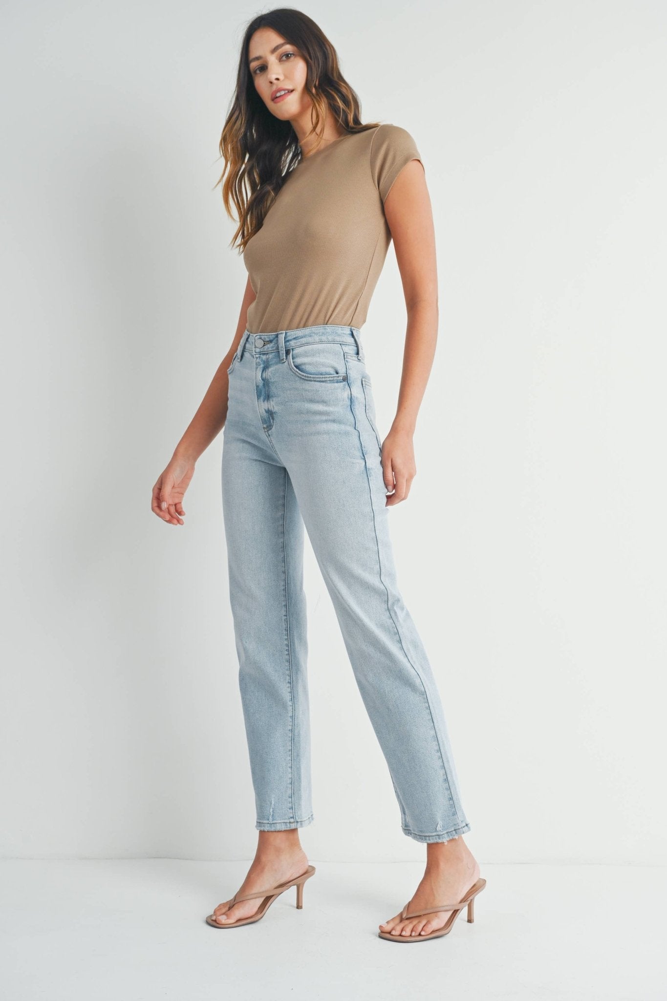Kelci High Rise Relax Straight Leg Jeans