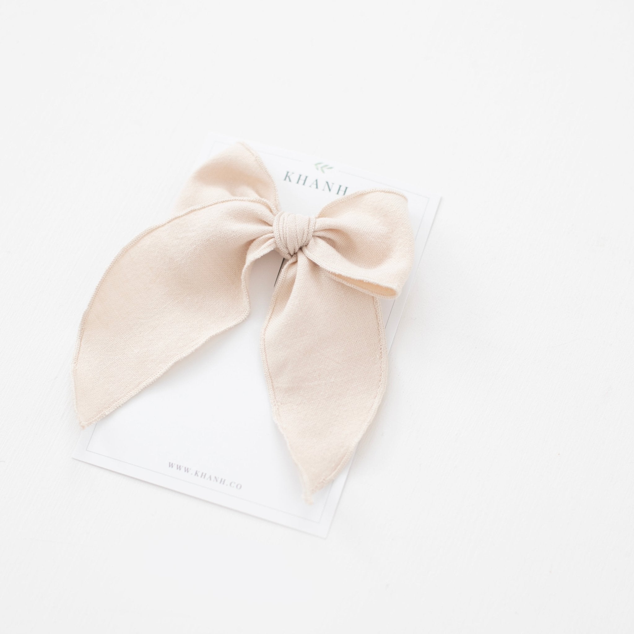 Natural | Oversized Whimsical Bow