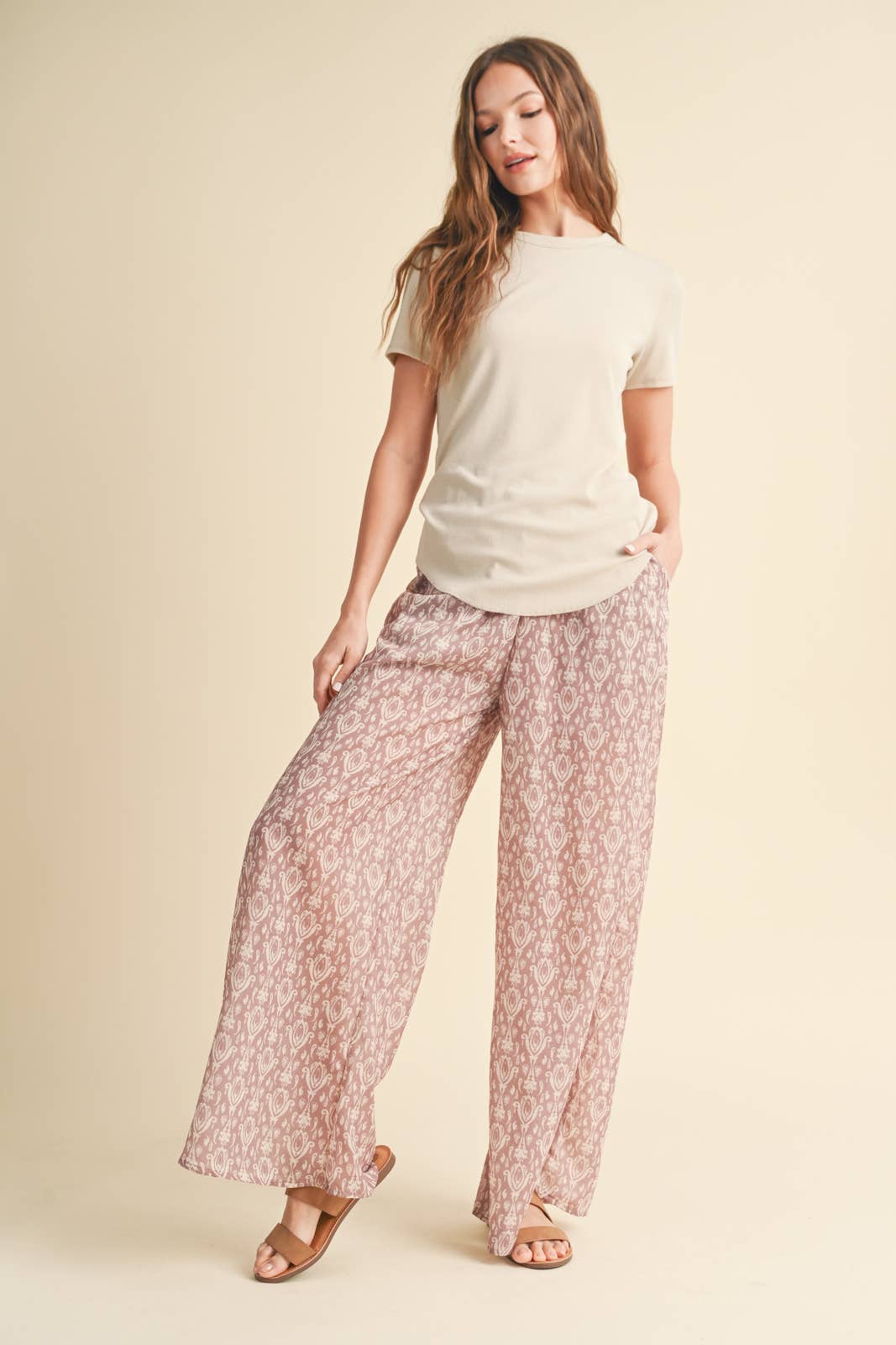 Ribbed Knit Basic T-Shirt || Oatmilk