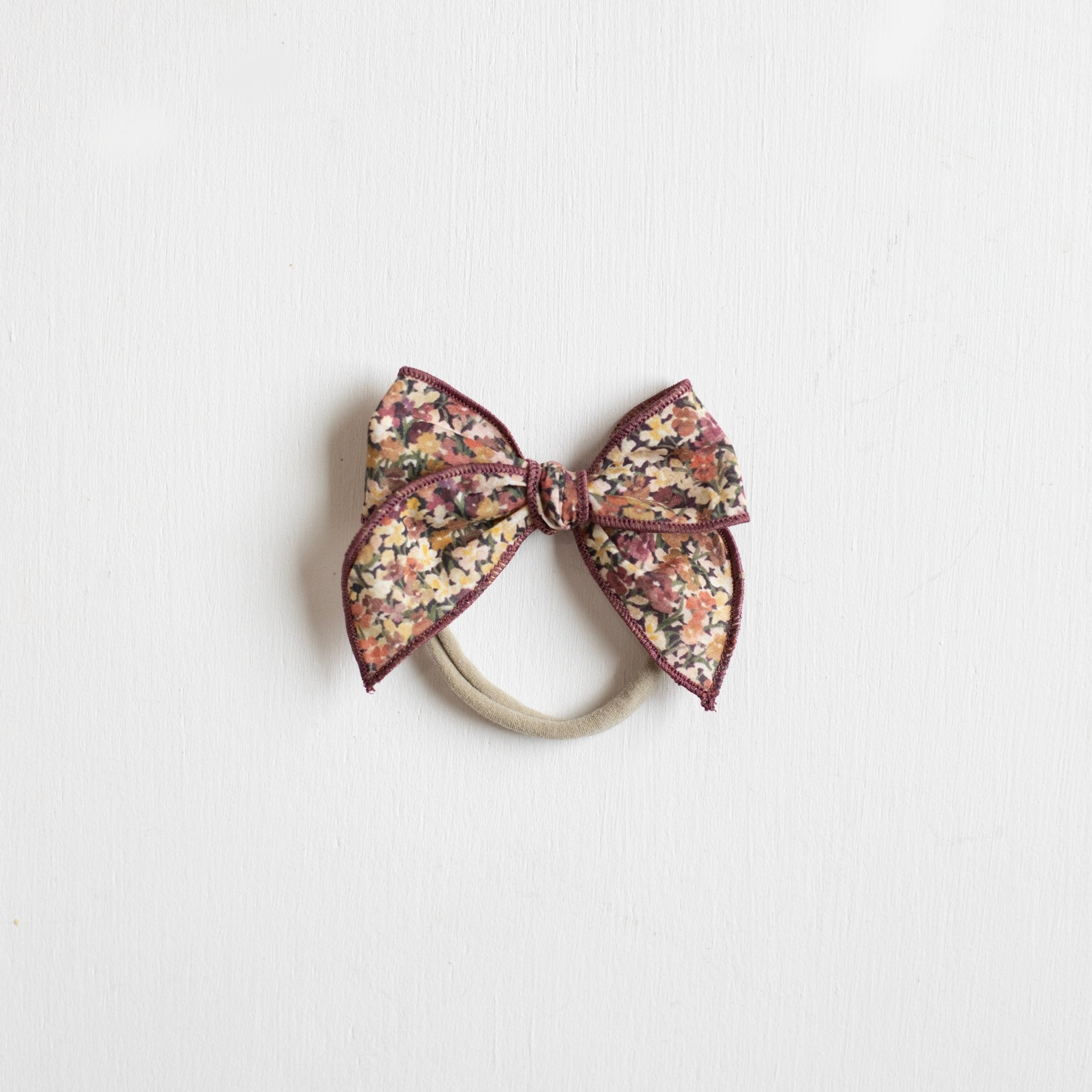 Rosalie | Medium Whimsical Bow