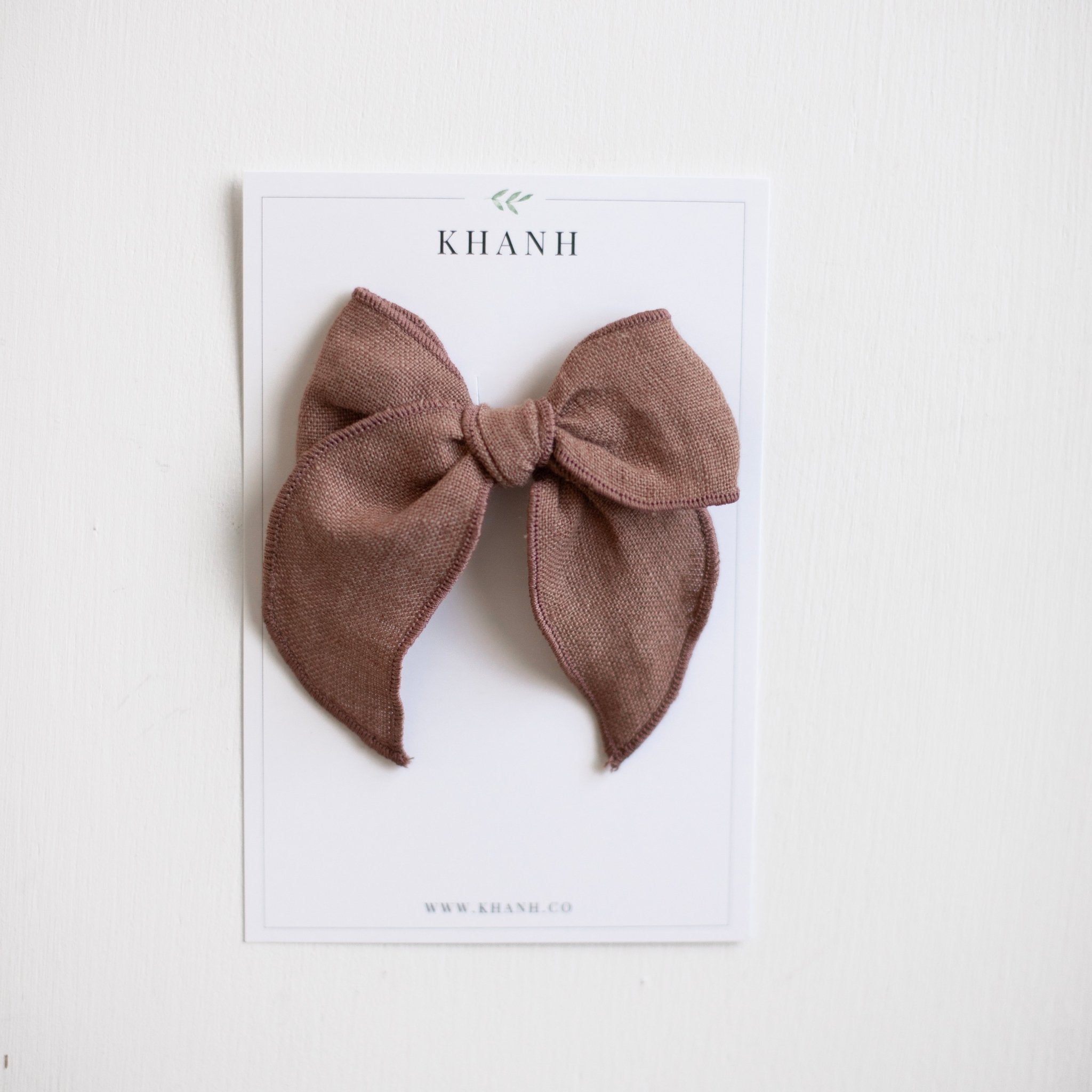 Spice | Medium Whimsical Bow