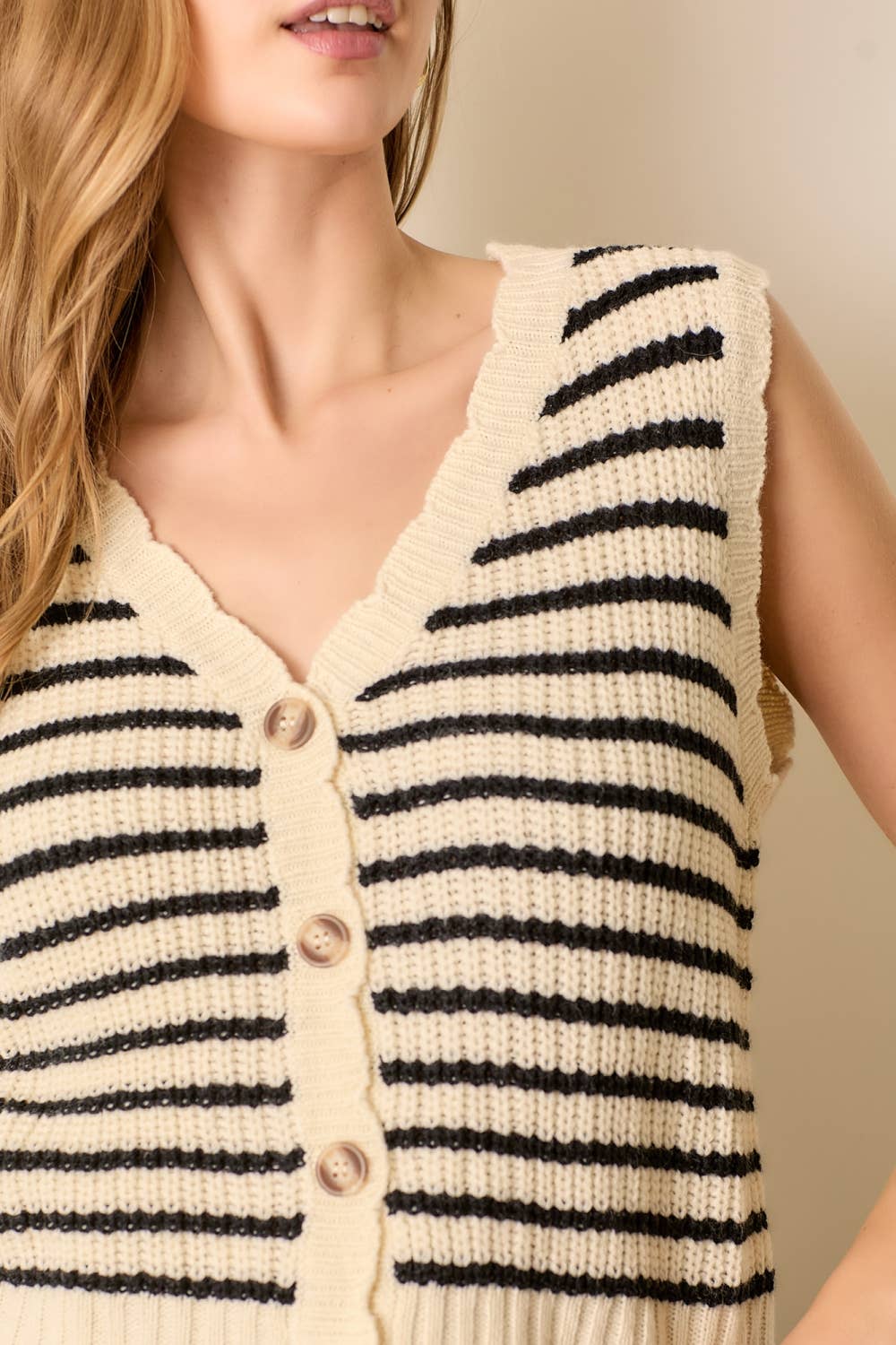 STRIPED SWEATER VEST