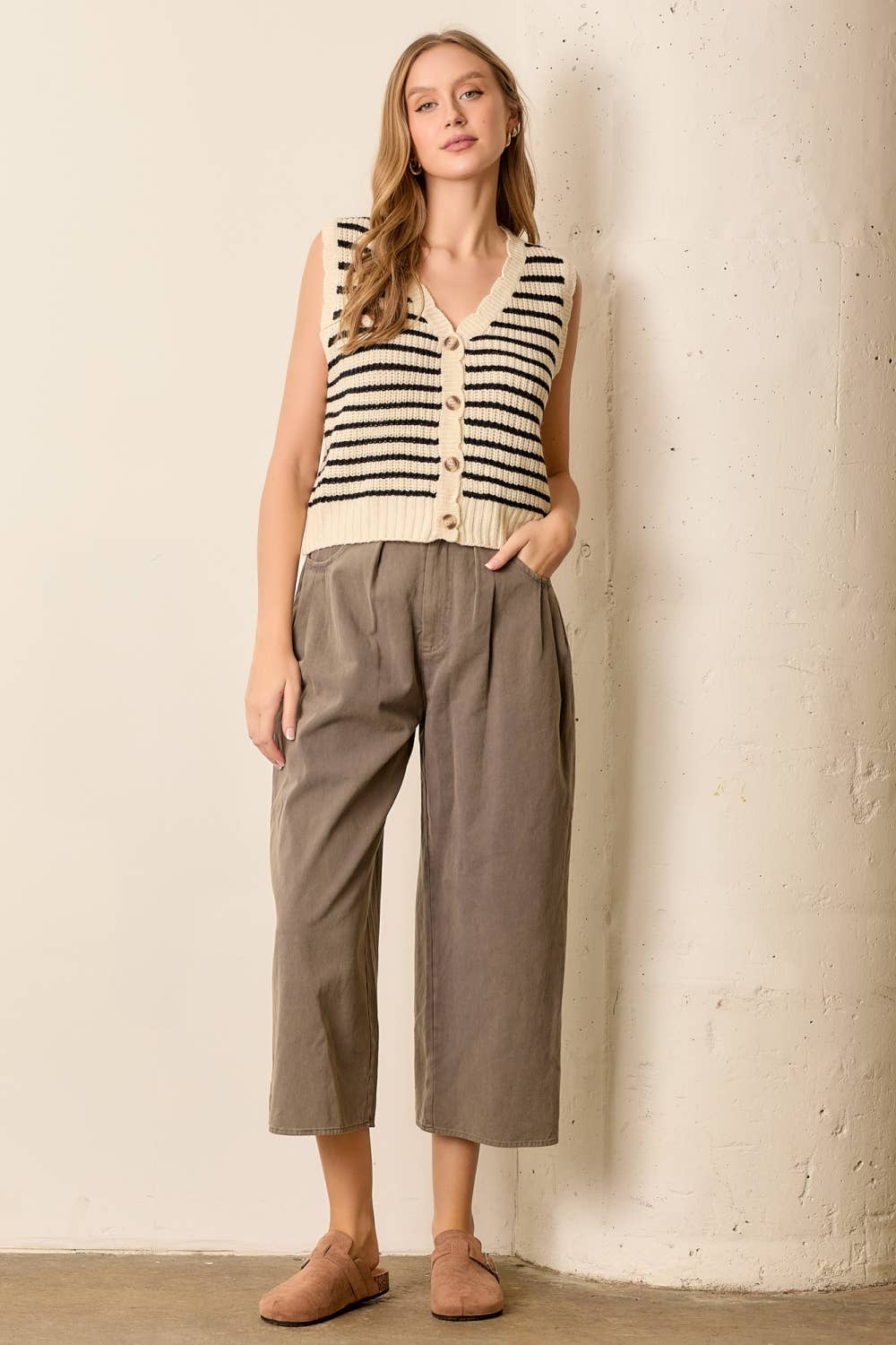 Stripe Knitted Bow Decor Sweater Vest