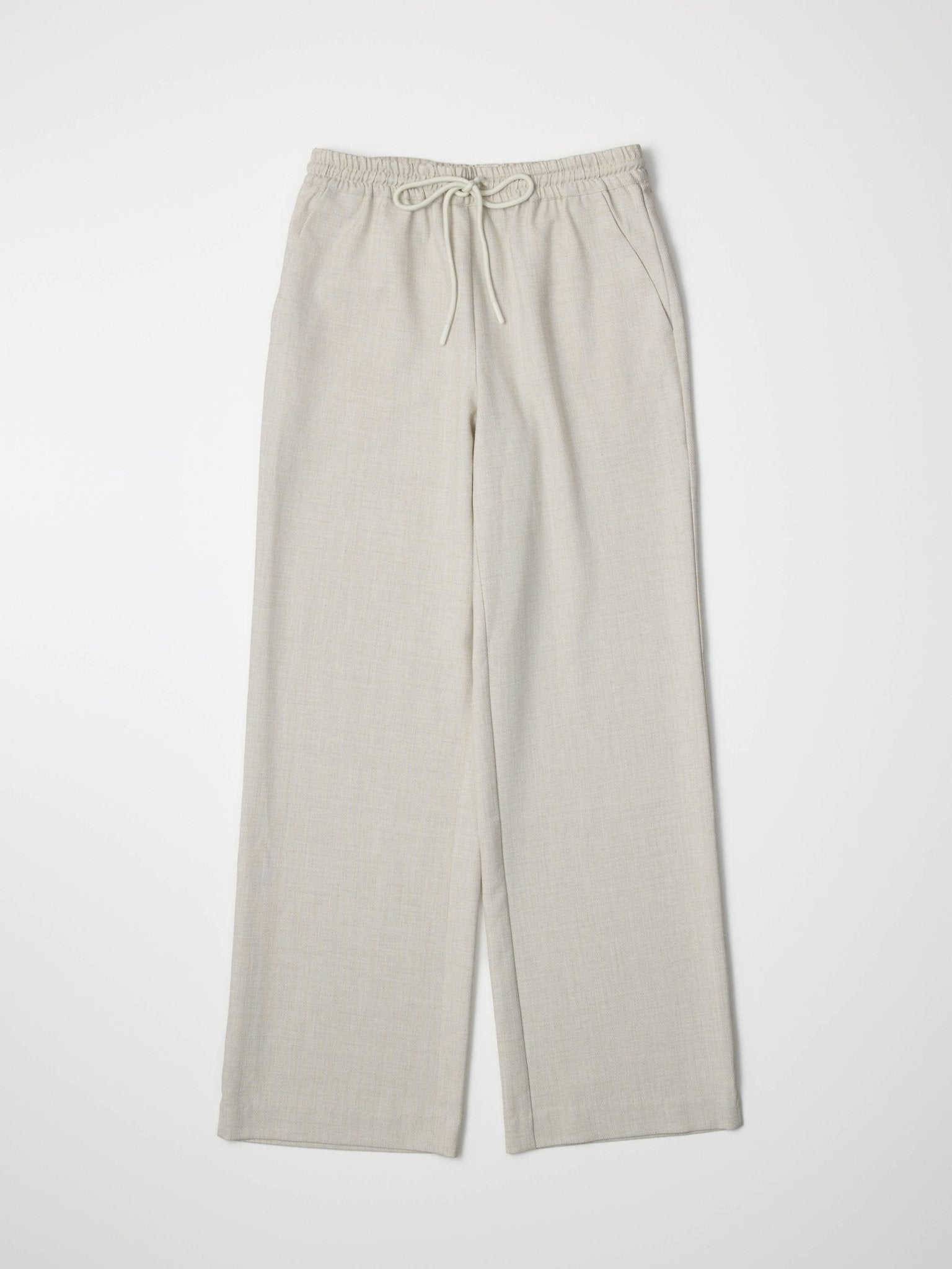 The Dusk Pull - On Trousers || Oatmeal