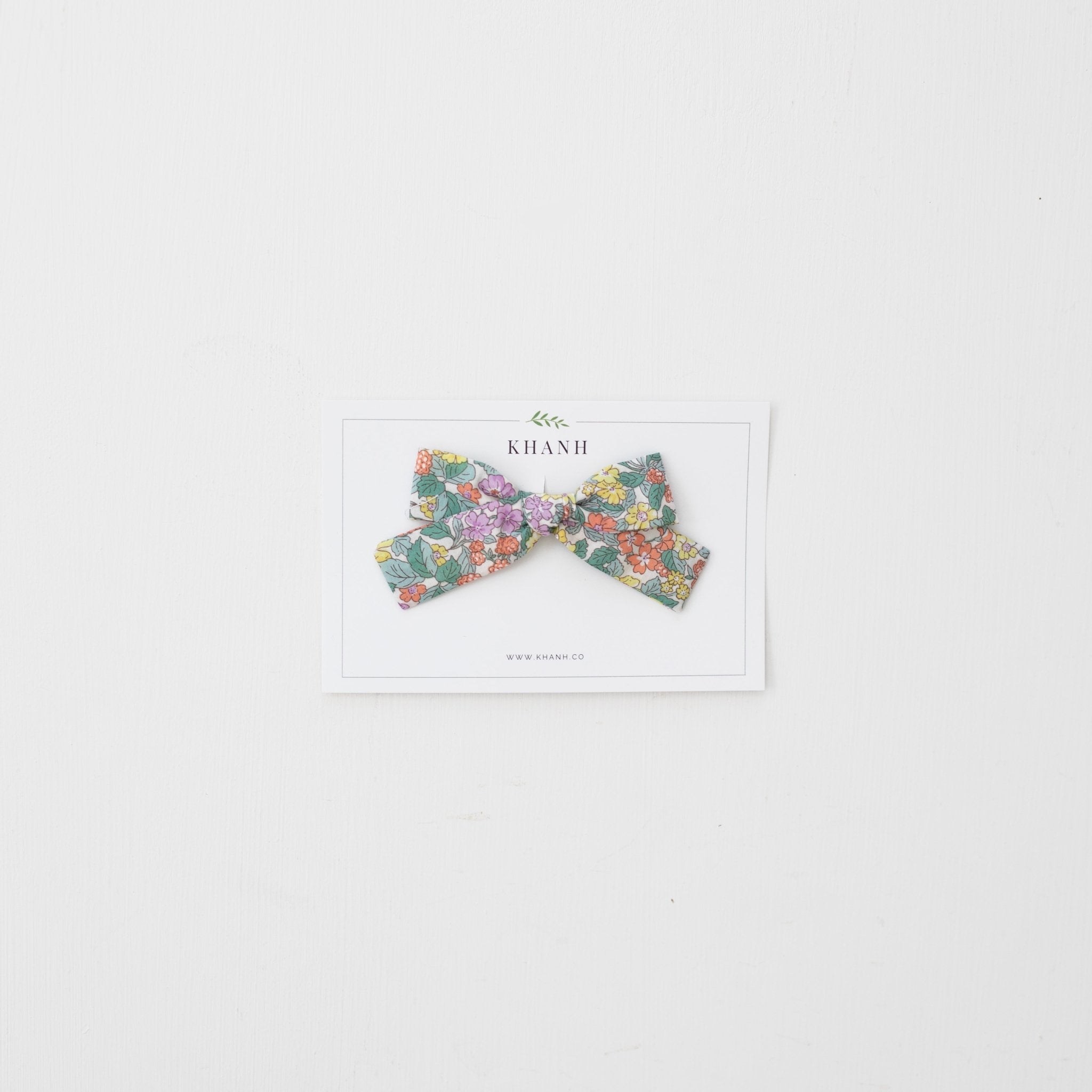 Willa | Medium Hand Tied Bow
