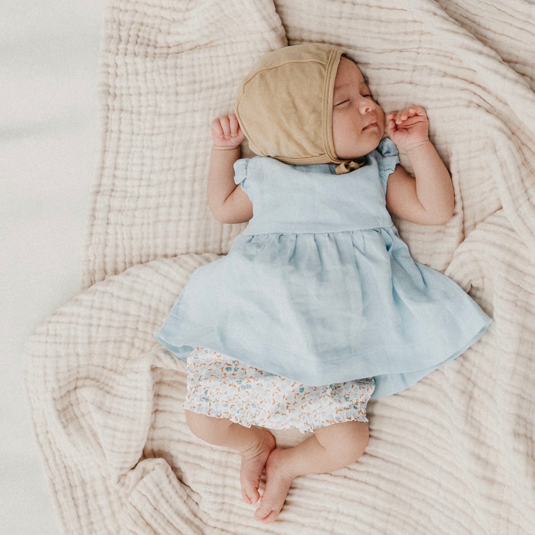 Bloomer | Nora