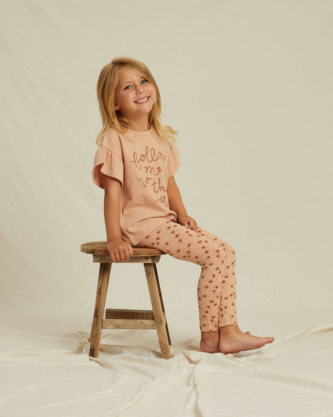 Flutter Tee || Follow Me To The Sea
