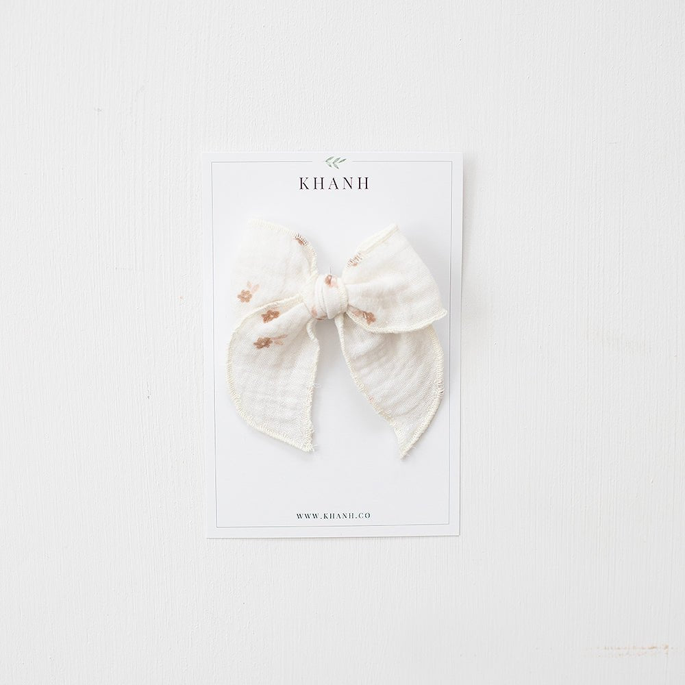 Mayflower | Medium Whimsical Bow
