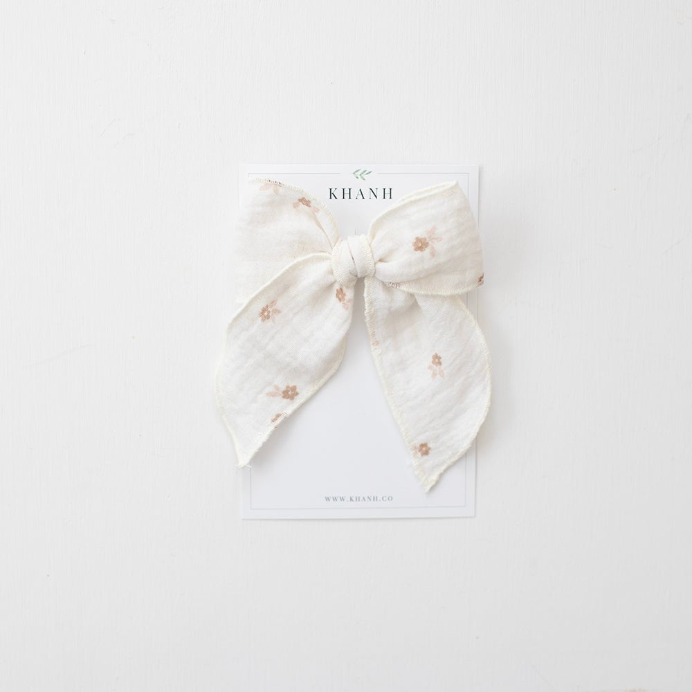 Mayflower | Oversize Whimsical Bow