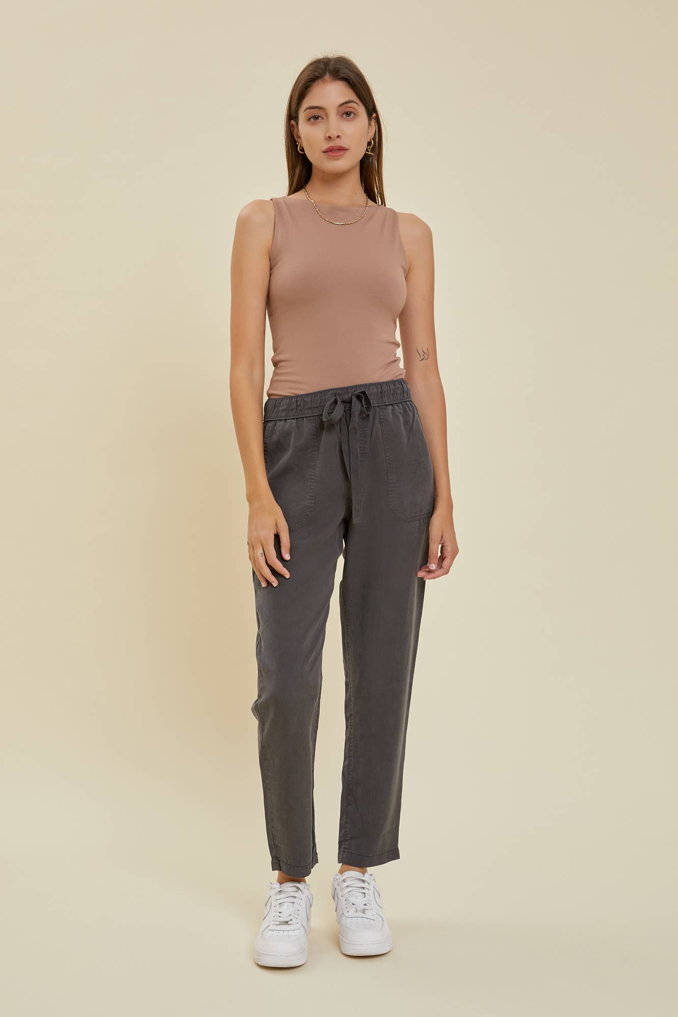 THE LARA PANT | CHARCOAL