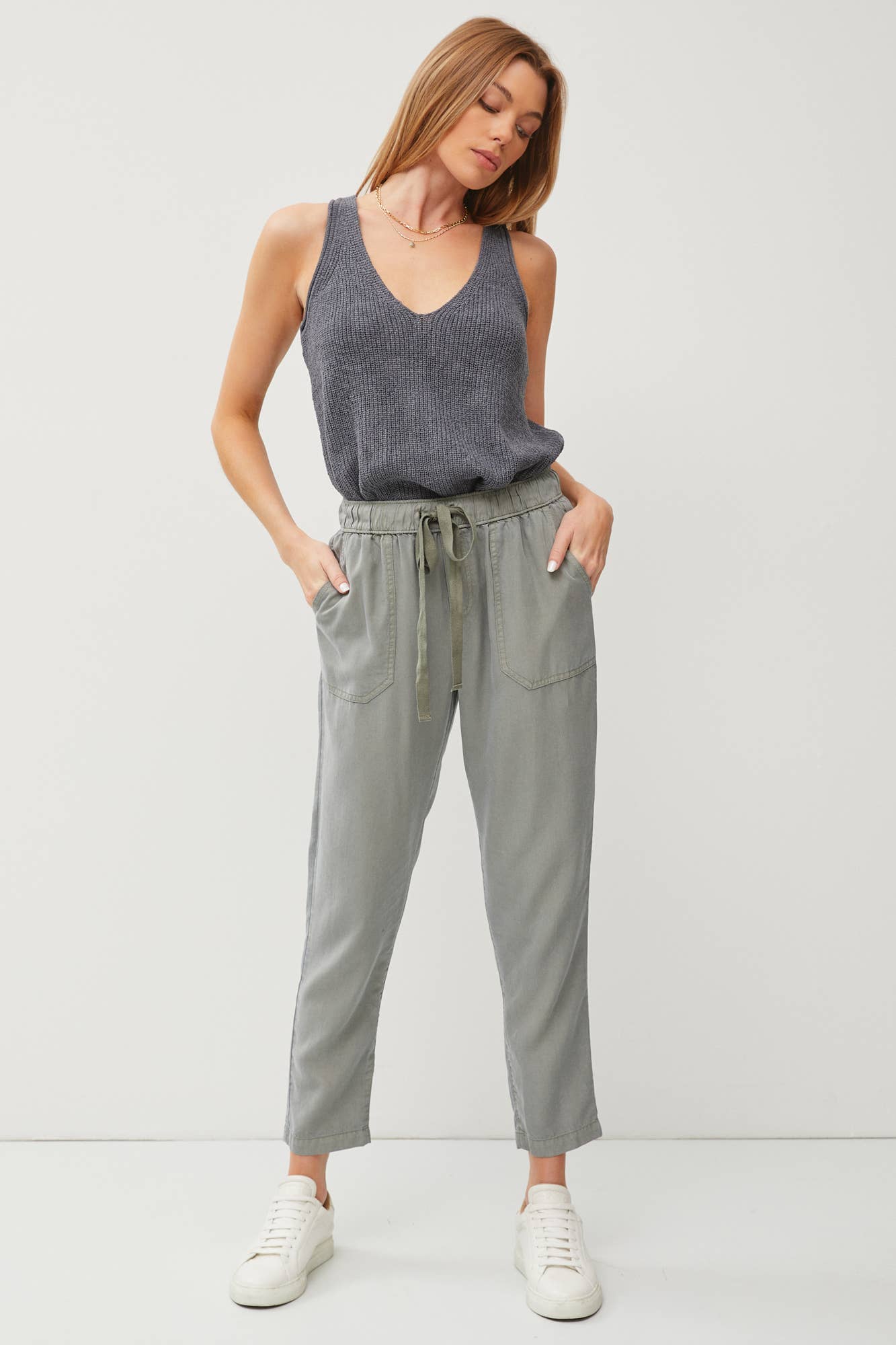 THE LARA PANT | GREY MOSS