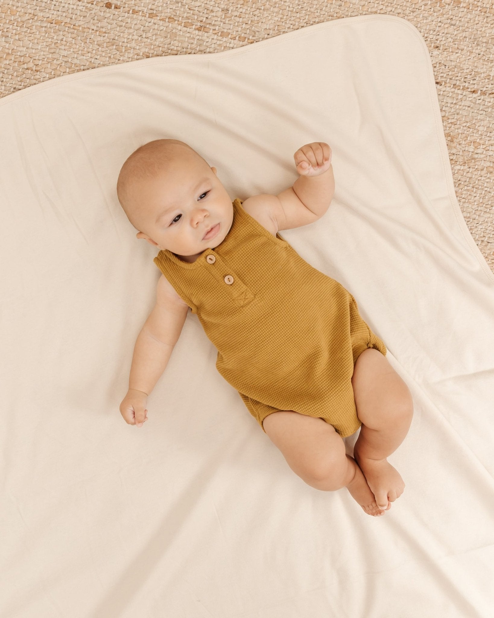 WAFFLE SLEEVELESS BUBBLE | OCRE