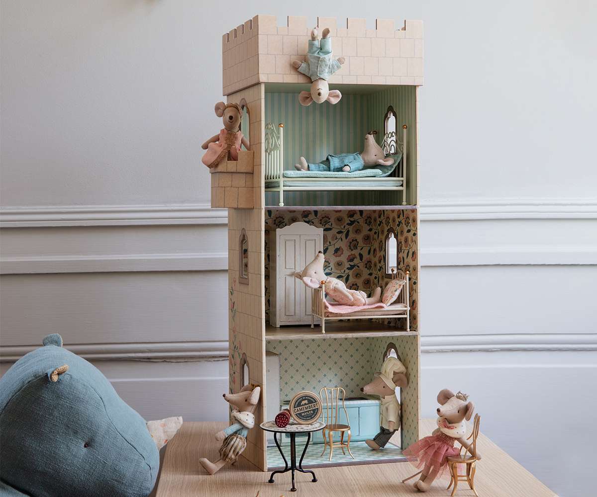 Mouse Castle & Friends Collection