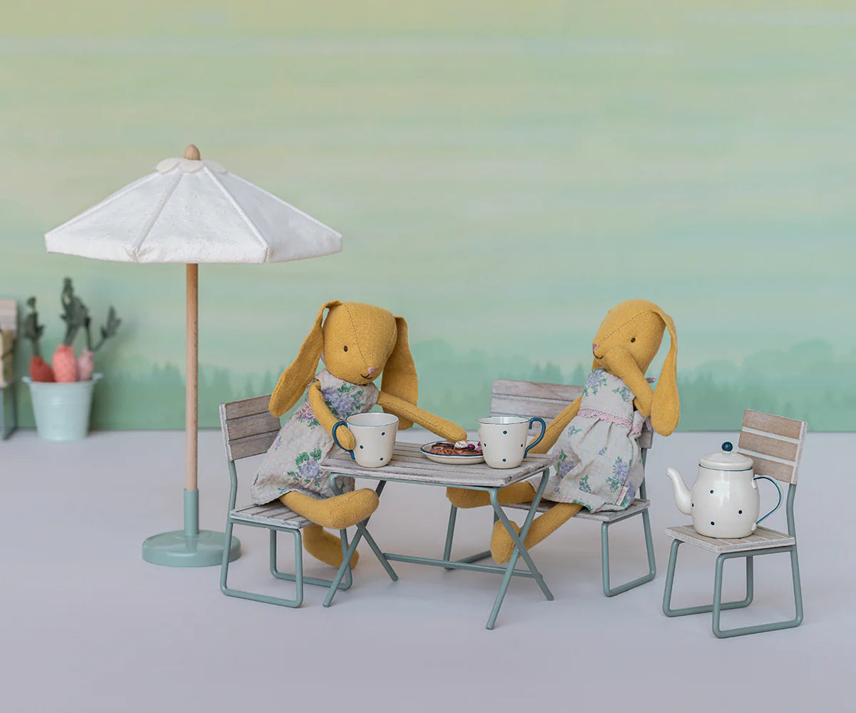 Garden Set, Table with Chair and Bench || Miniature