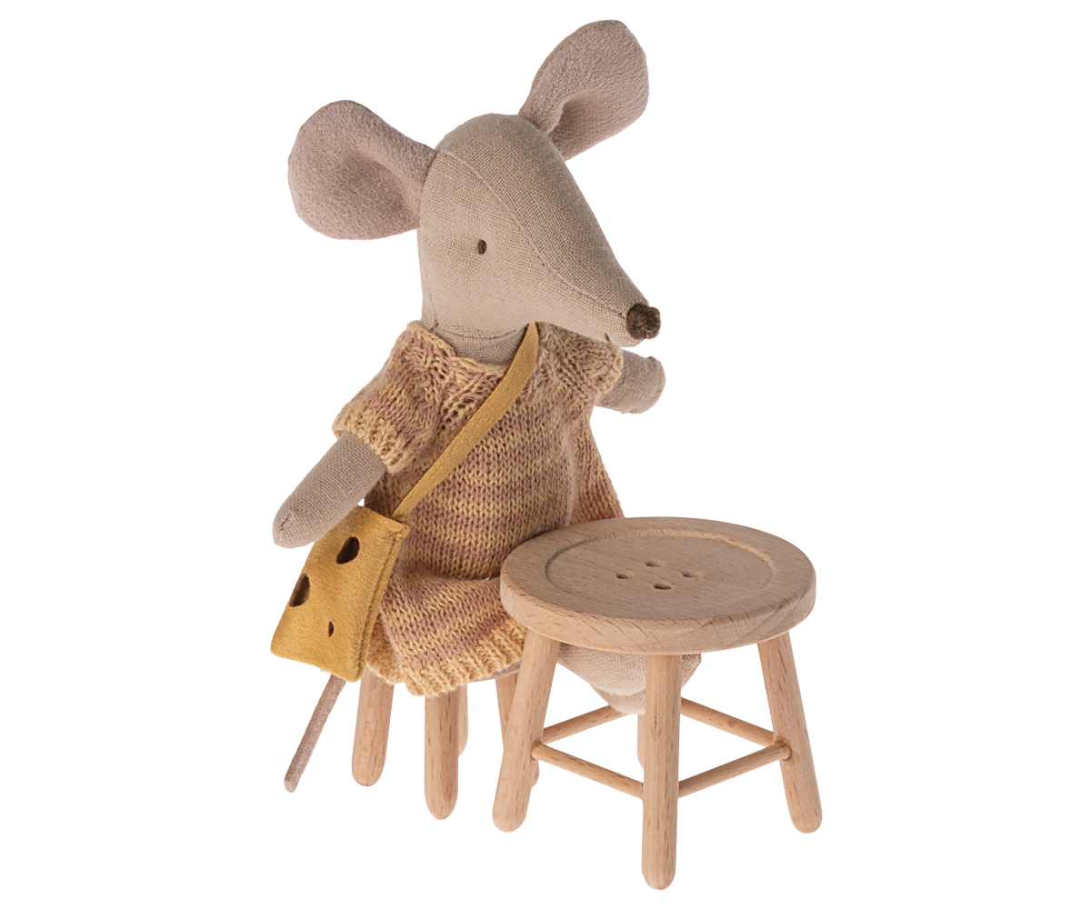 Table and Stool Set || Mouse