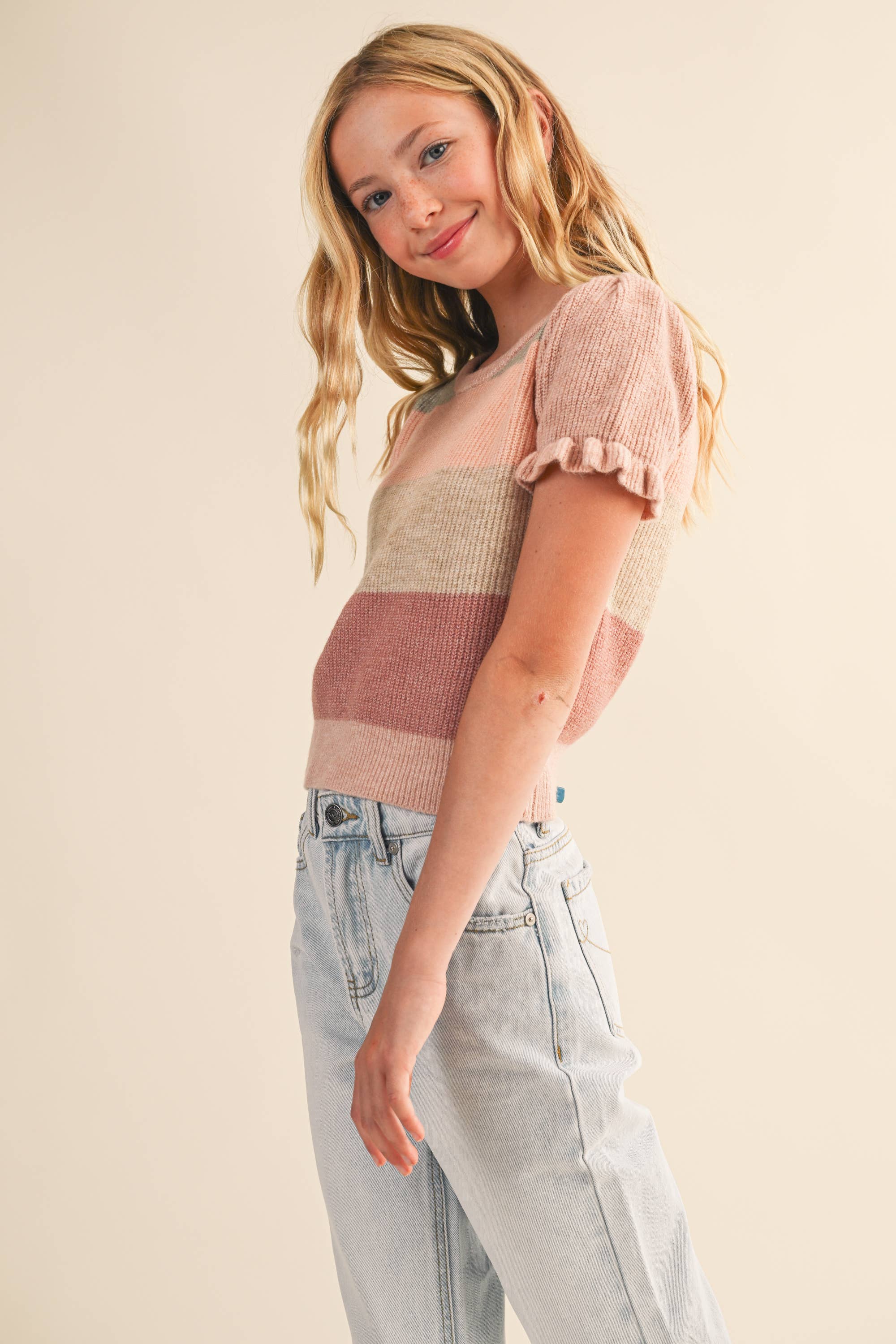 Tween Puff Sleeve Seater
