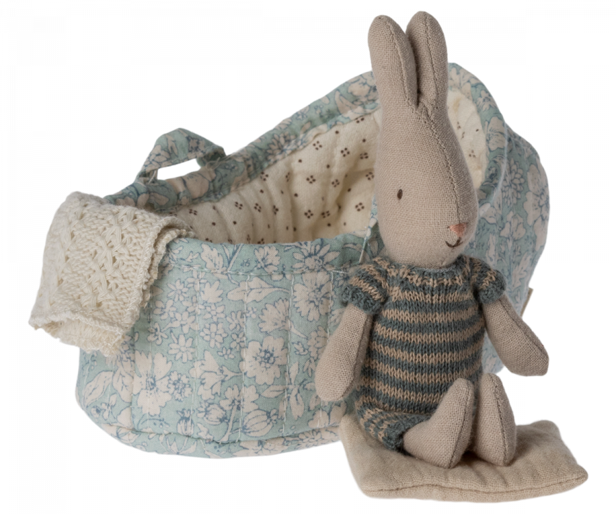 Rabbit in carry cot, Micro - 3 Outfits