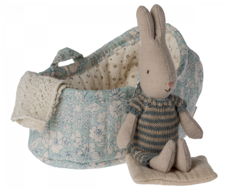 Rabbit in carry cot, Micro