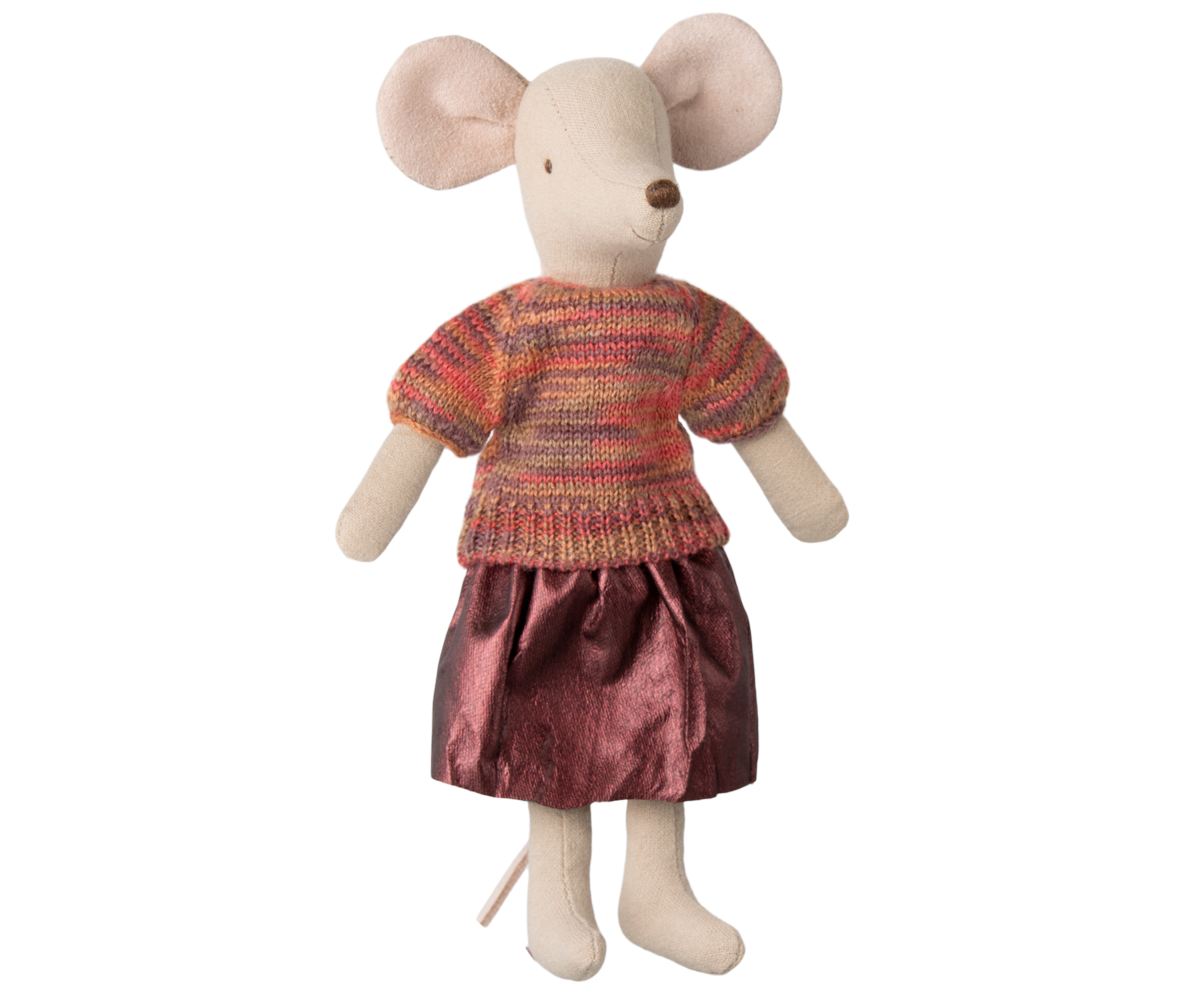 Skirt and knitted blouse, Mum mouse