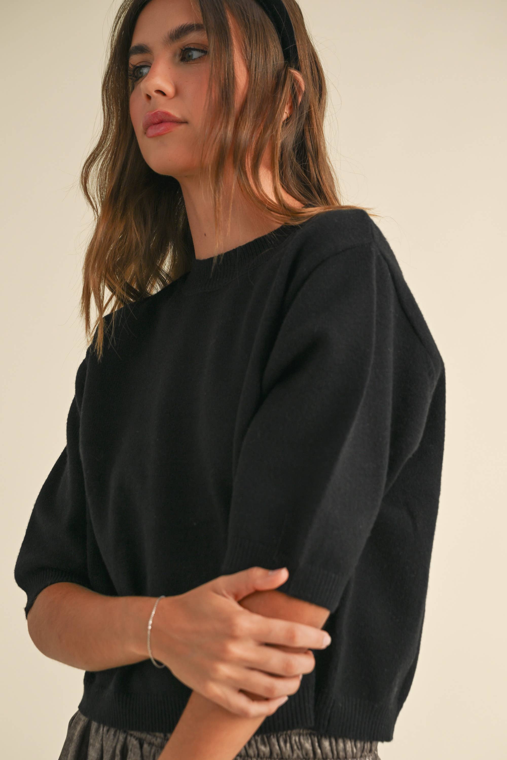 Aurora Sweater Top || Ebony