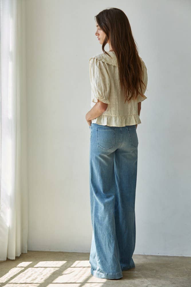 Tencel Embroidered Collar Blouse