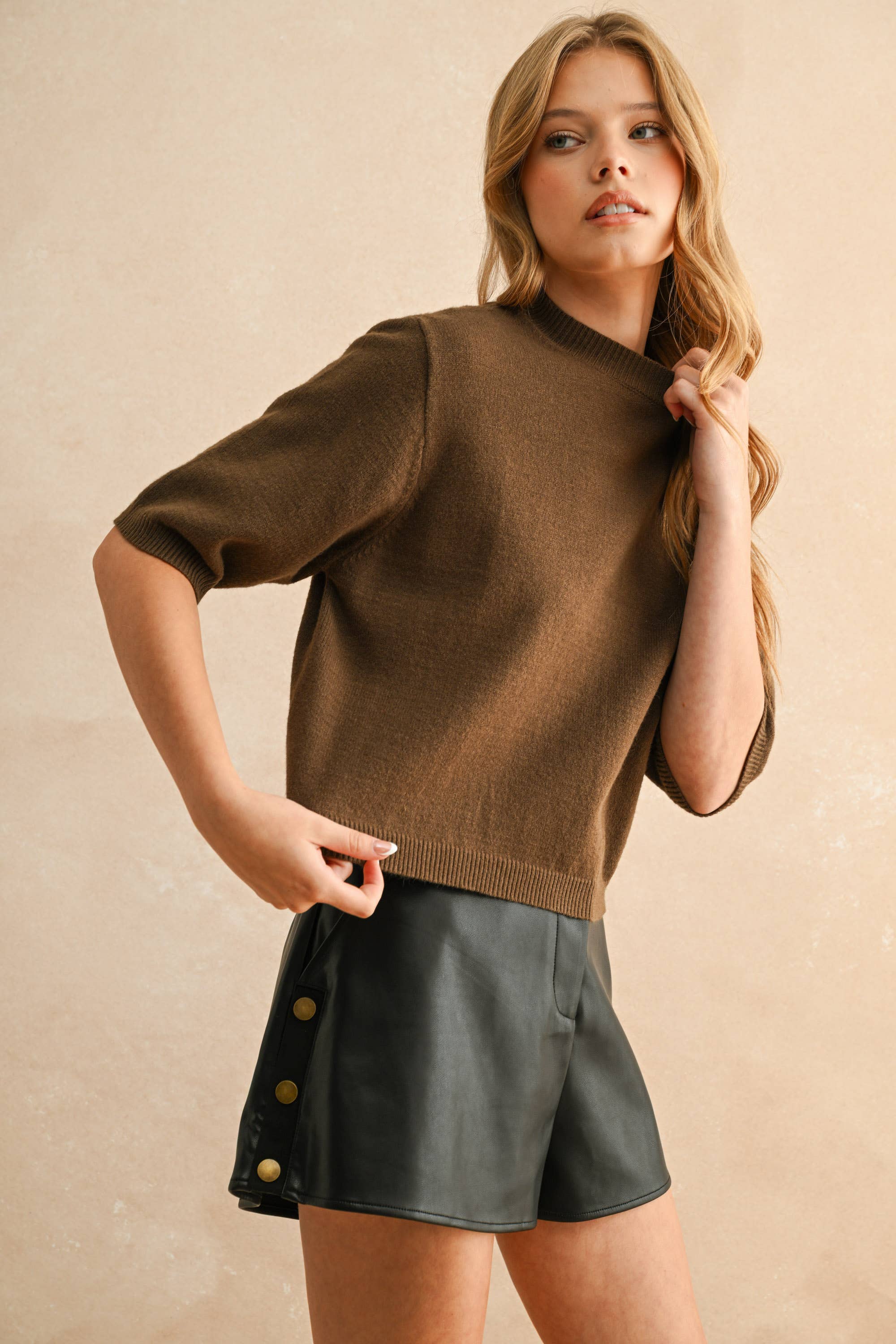 Aurora Sweater Top || Olive