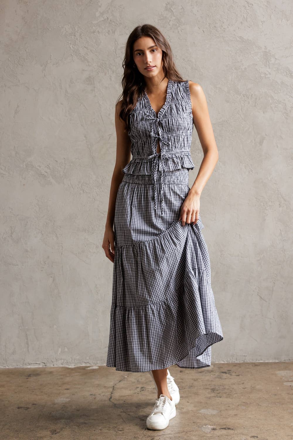 Tired Gingham Midi Skirt || Navy
