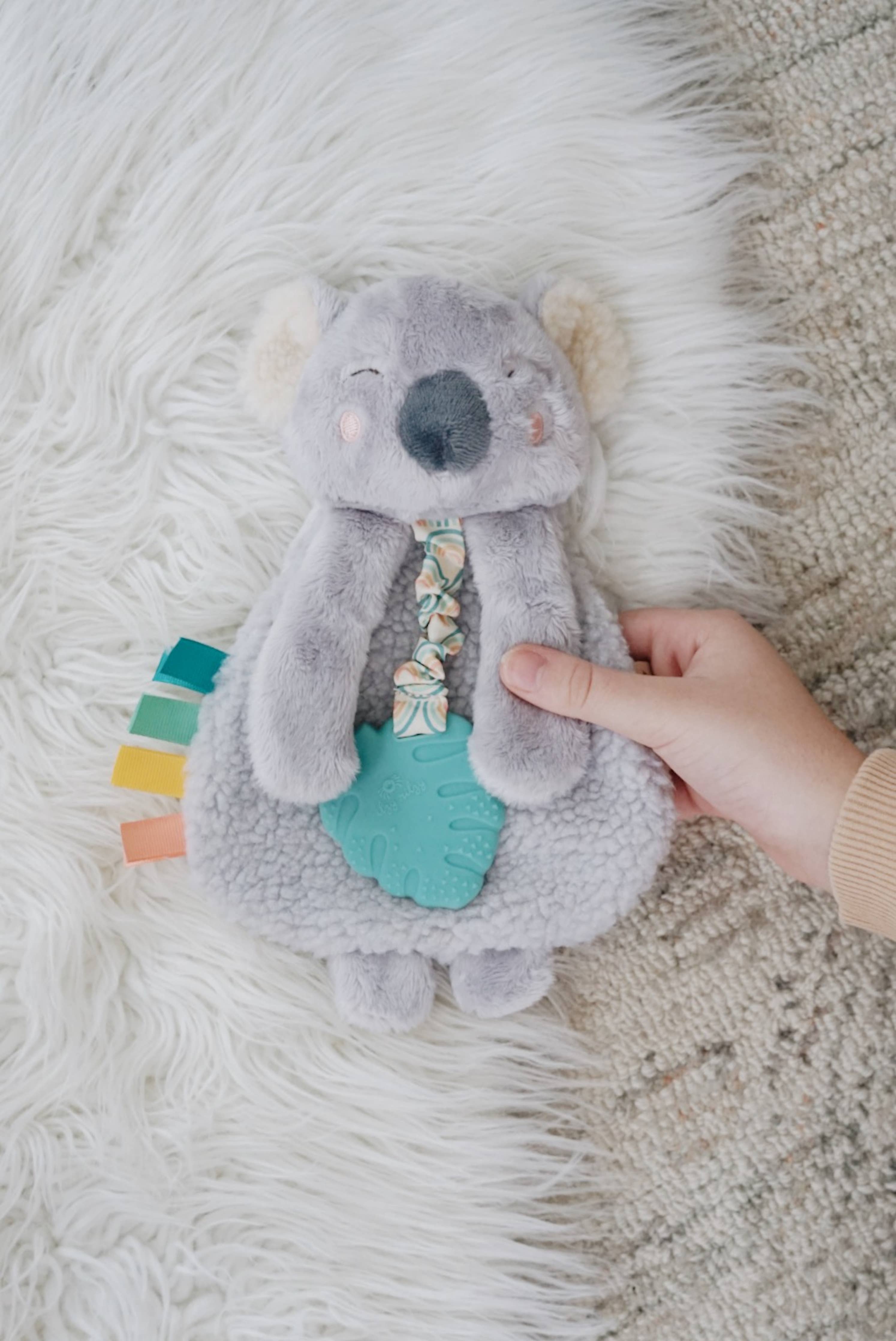 Itzy Friends Lovey™ Plush | Ana the Bunny