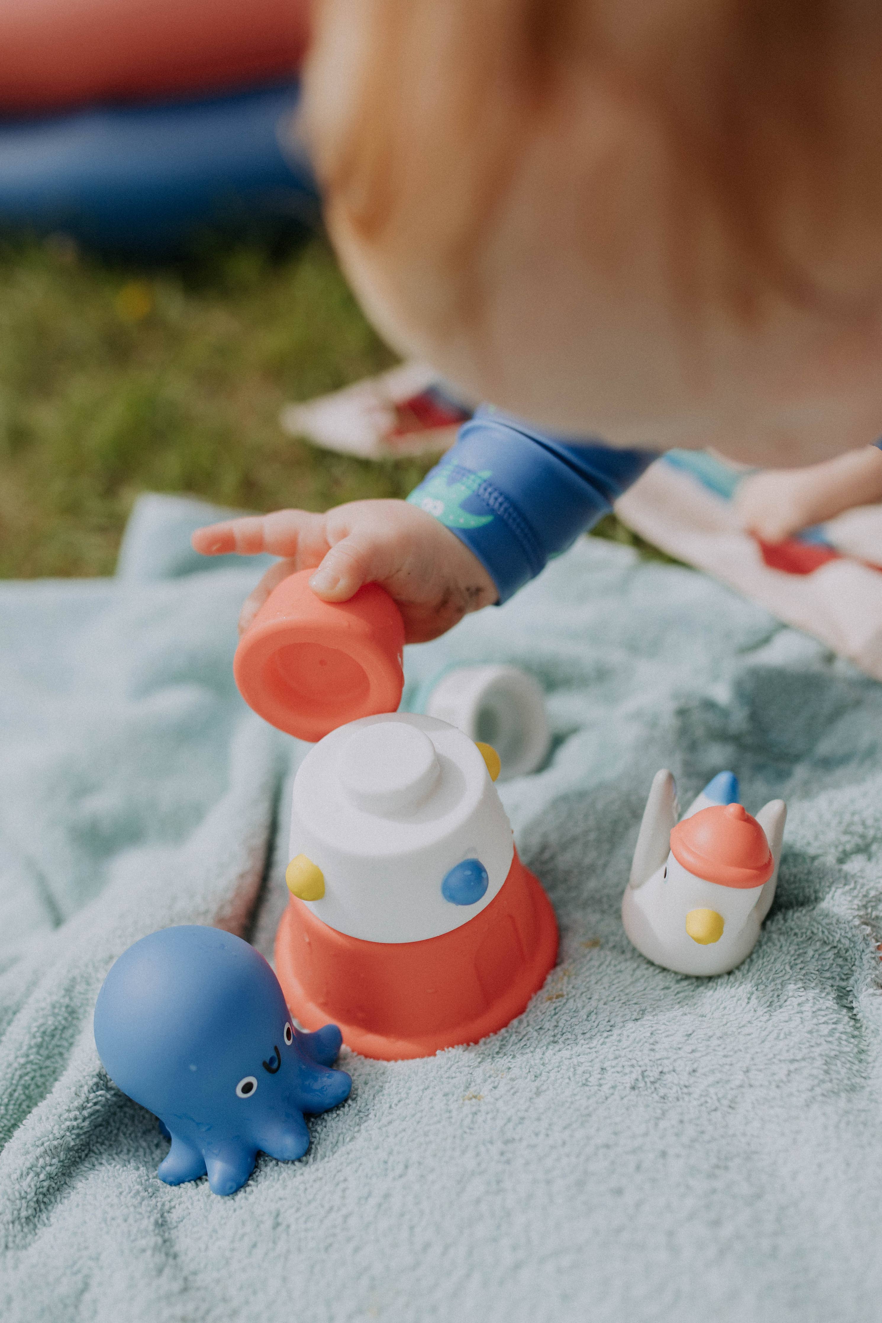 Stack & Squirt™ Bath + Water Toy