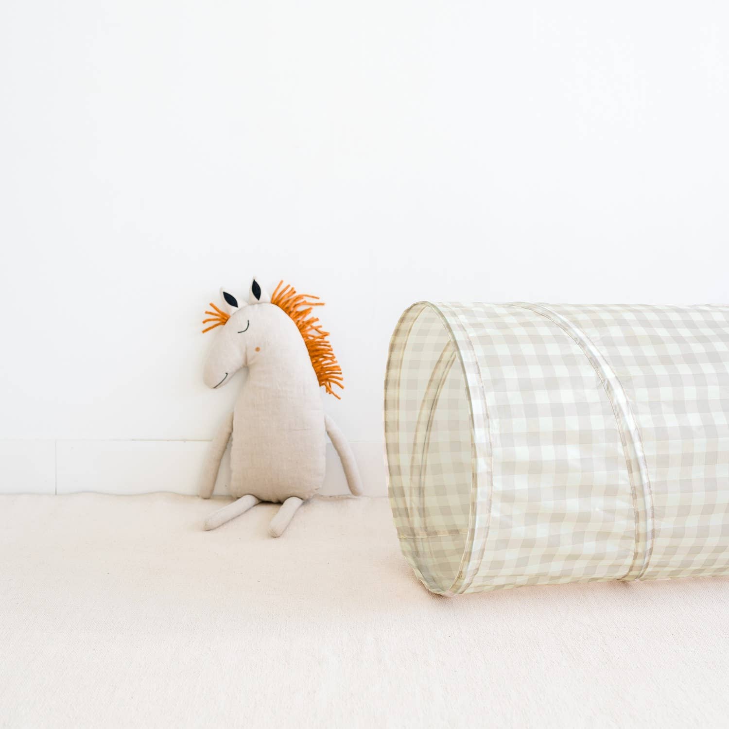 Play Tunnel || Gingham Beige