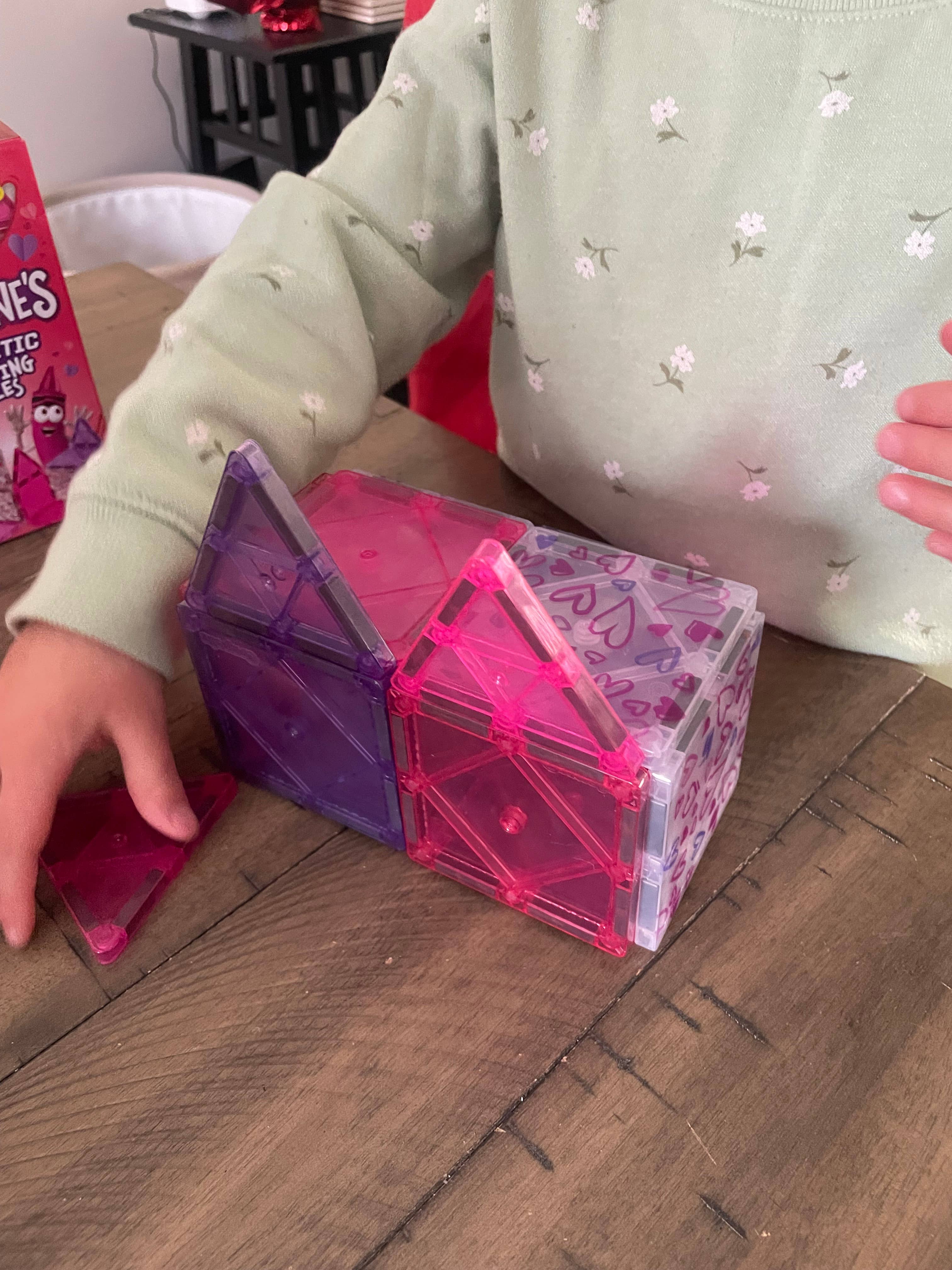 Crayola Valentine's Day Magnetic Tiles 14-Piece