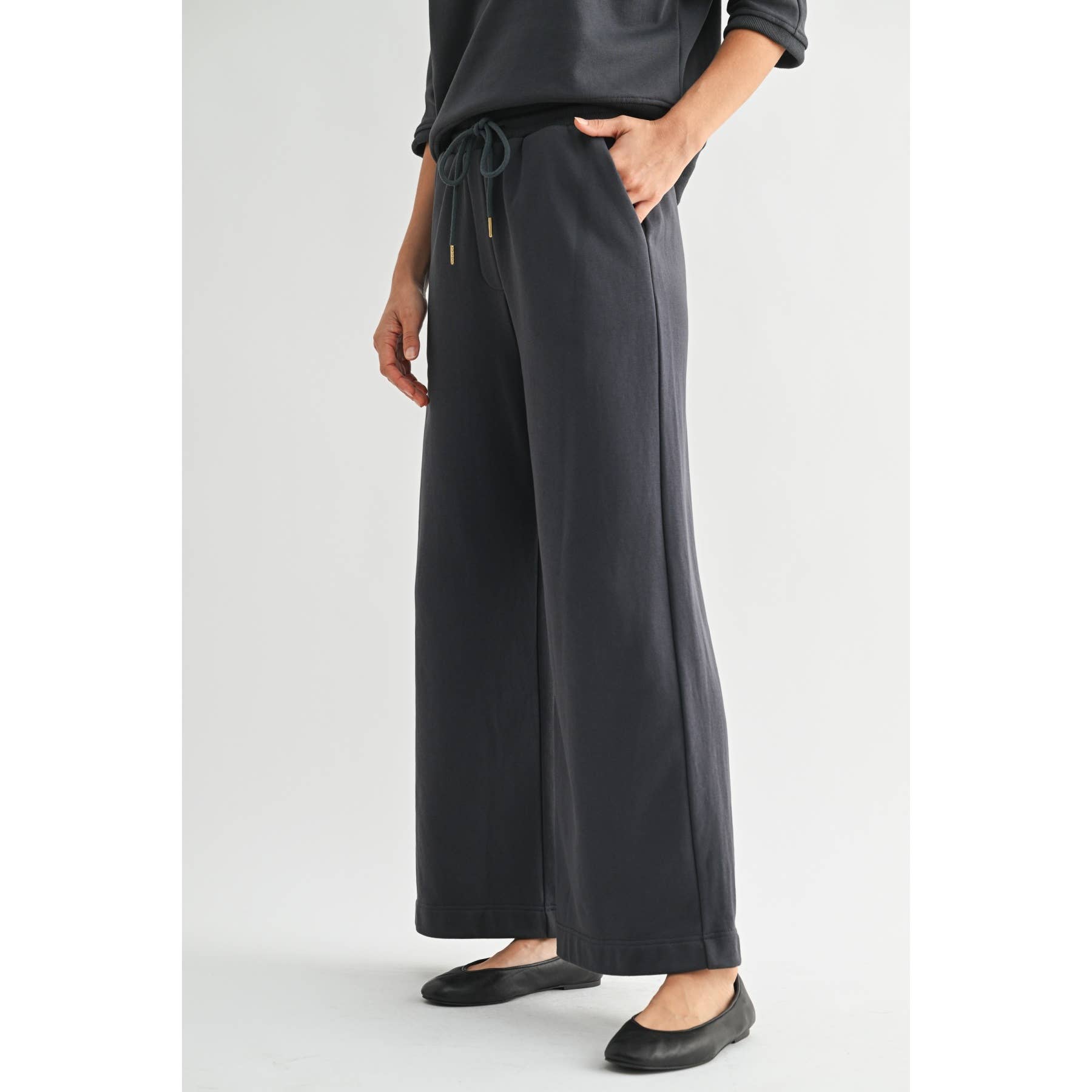 Straight Leg Pants || Truffle