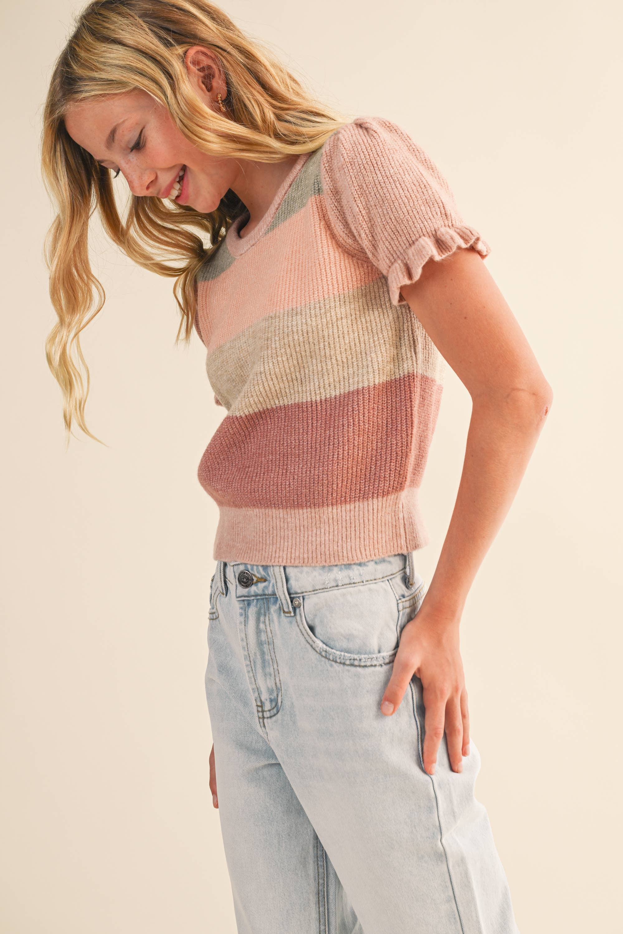 Tween Puff Sleeve Seater