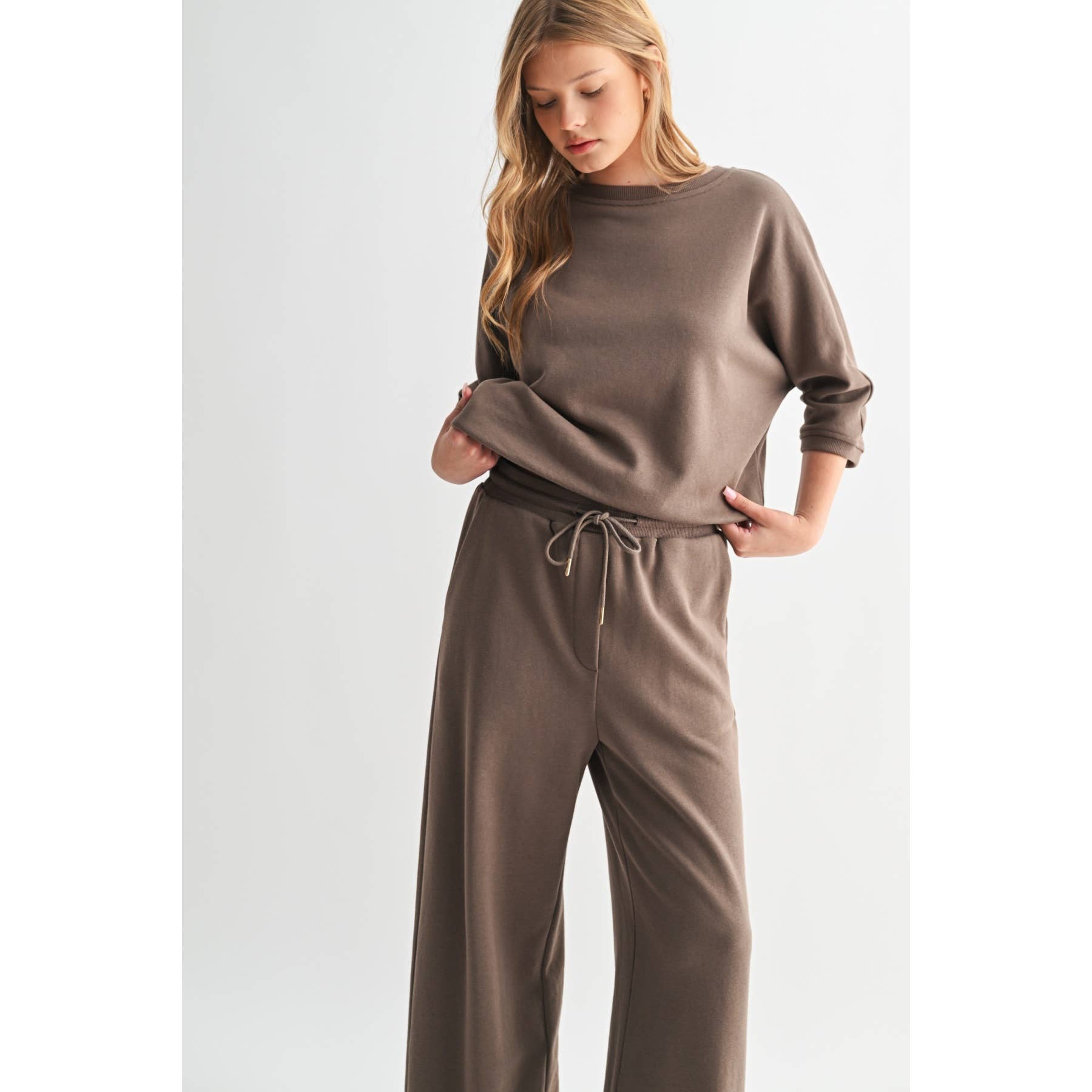 Dolam Sleeve Sweatshirt