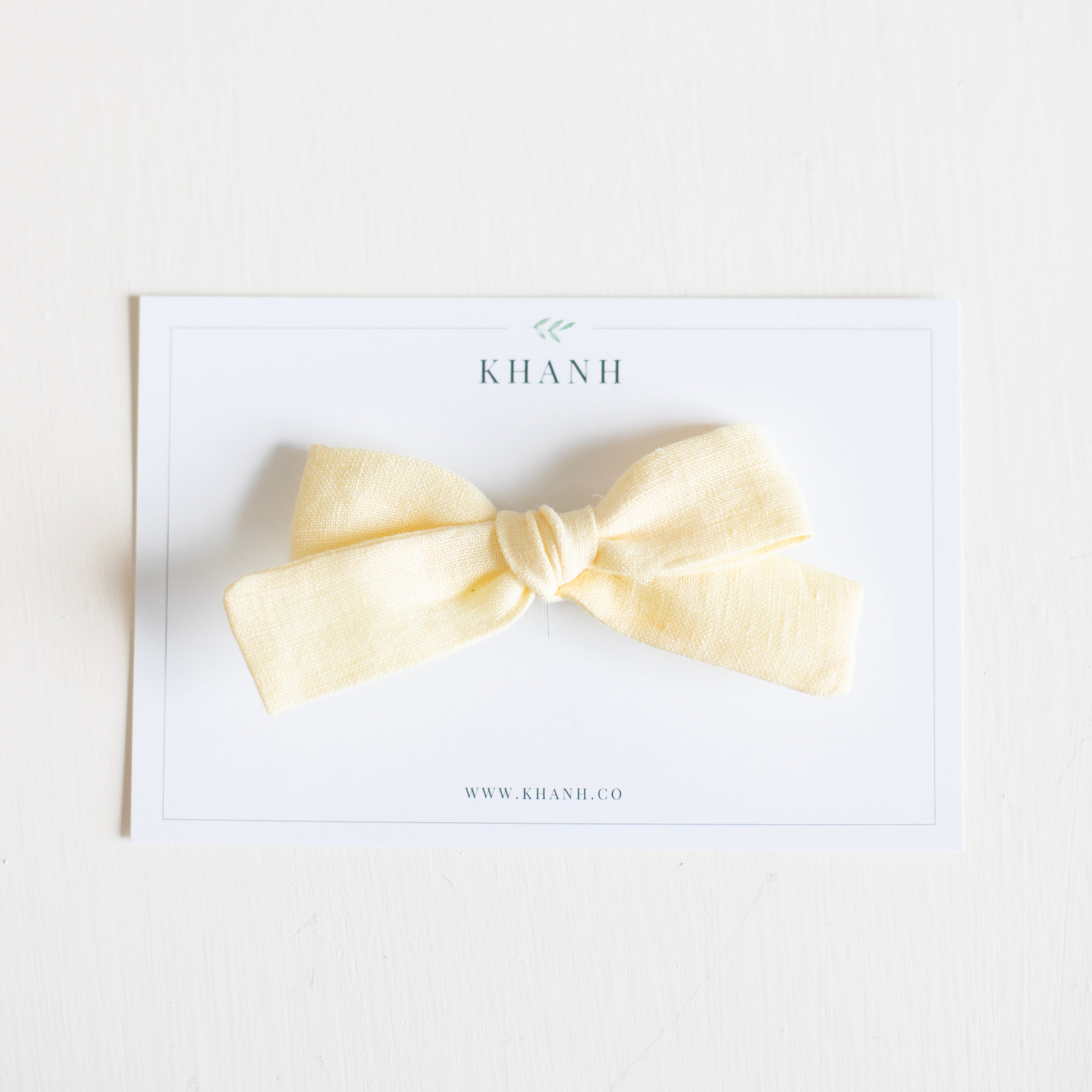 Butter || Medium Hand-tied Bow