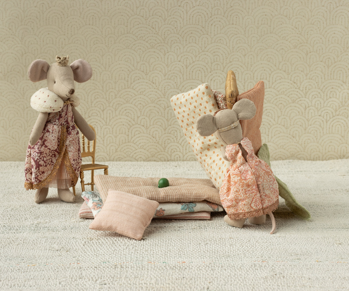 Princess and the pea, Big sister  mouse (2025)